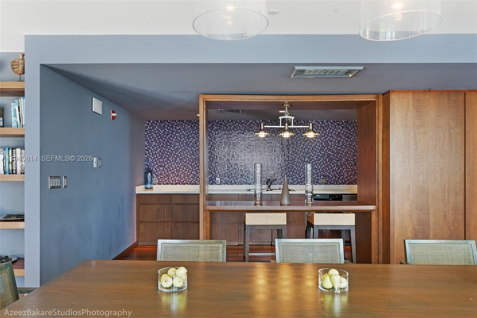 325 S Biscayne Blvd #2420, Miami FL 33131