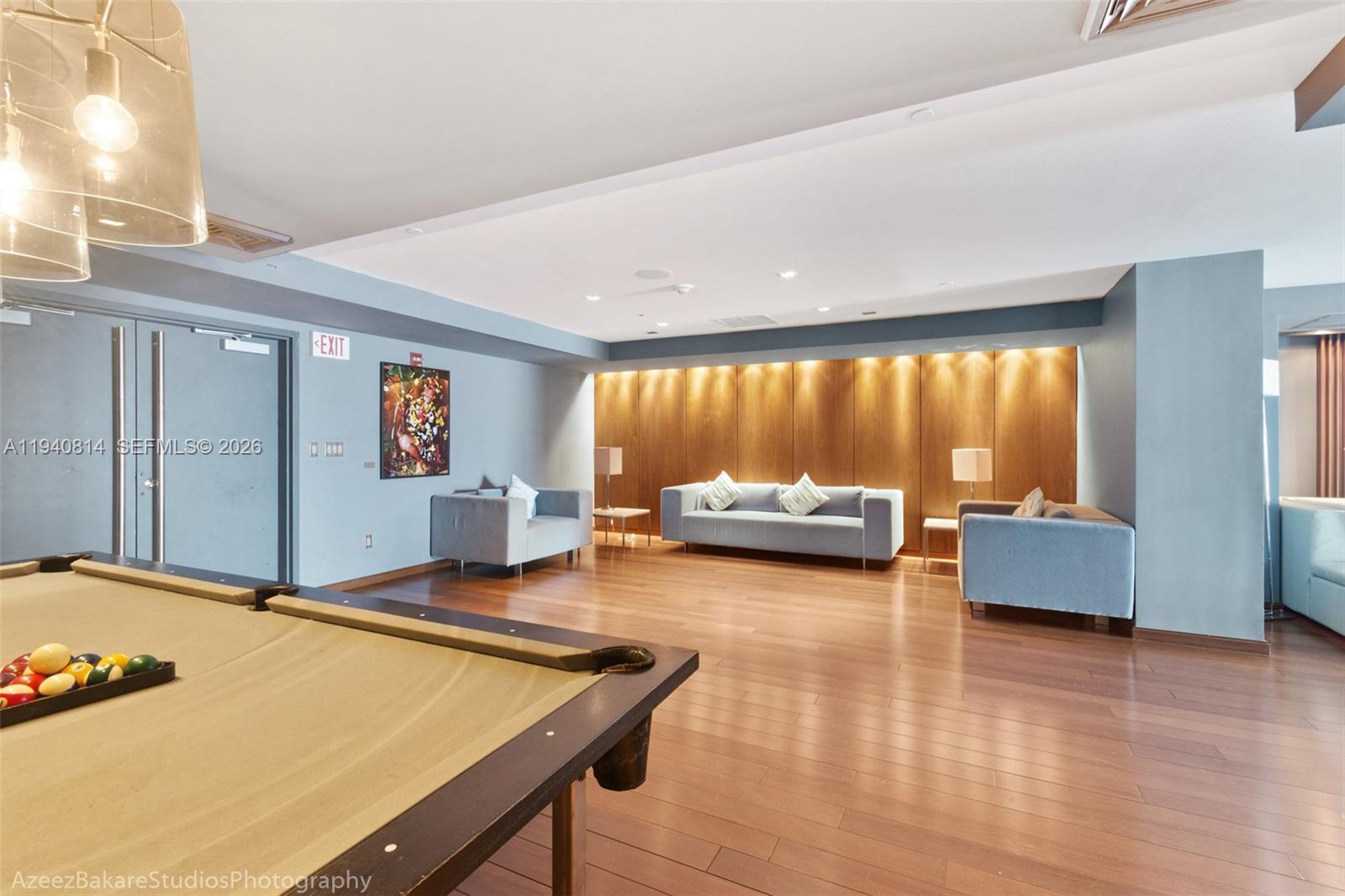 325 S Biscayne Blvd #2420, Miami FL 33131