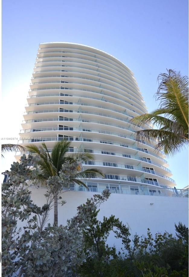 Magnificent 3 bedrooms, 3.5 baths, plus Den, ocean front condominium, Monogram Appliances, European Style cabinetry, large balconies. Unit come with 5 PARKING spots and Storage. Amenities include, Swimming pool, Fitness Center, Club Room, Theatr, Spa, Beach Service. Easy to show, text Listing Agent.
