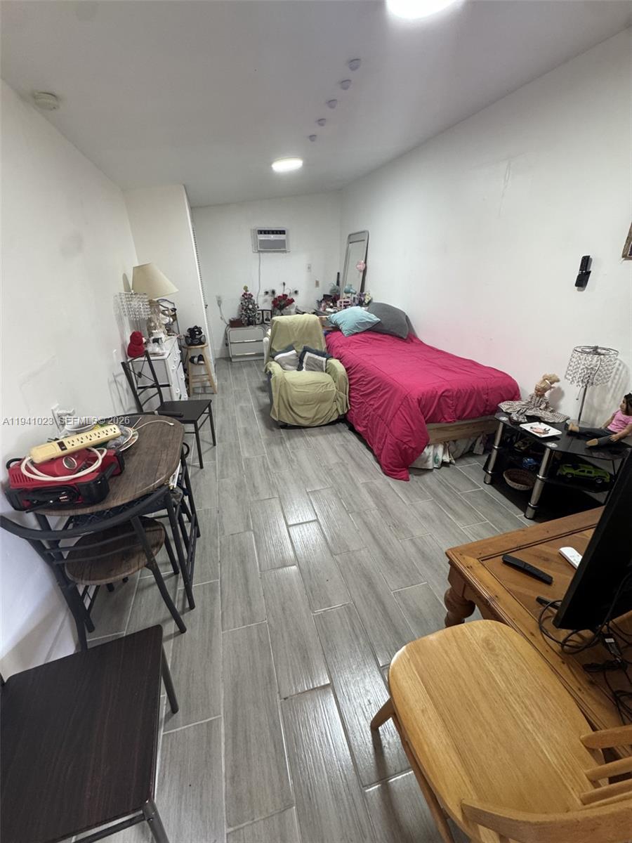 Lee Manor First Addn