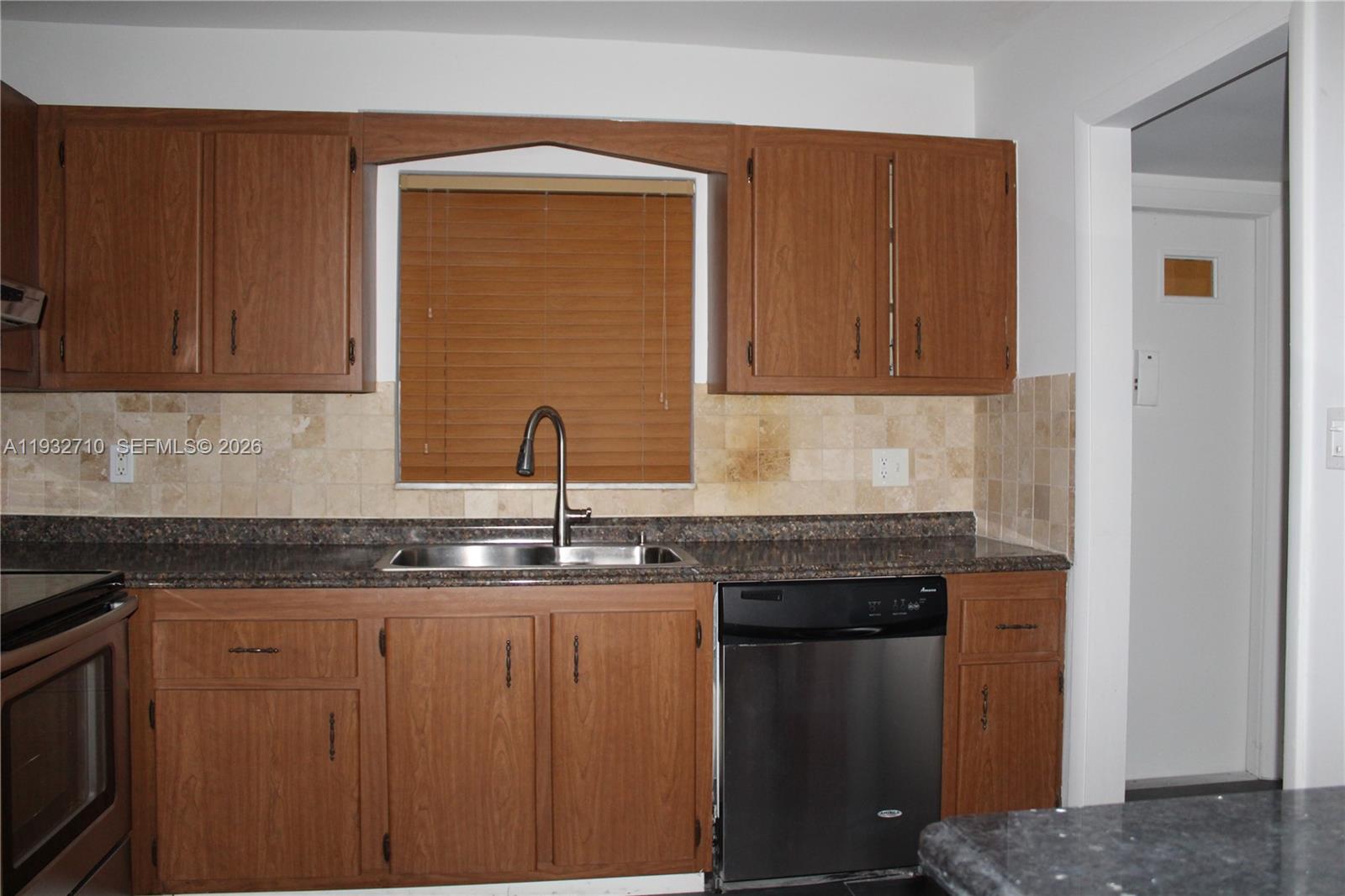 Additional living spaces at 5140 40th Ave - Condo in Dania Beach