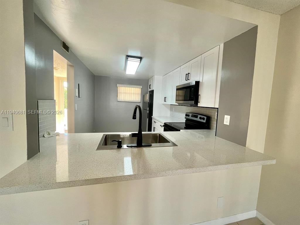 Homes for sale in Coral Springs, FL | 1100 Nw 87Th Ave #403, Coral Springs, FL 33071 | MLS# A11940681