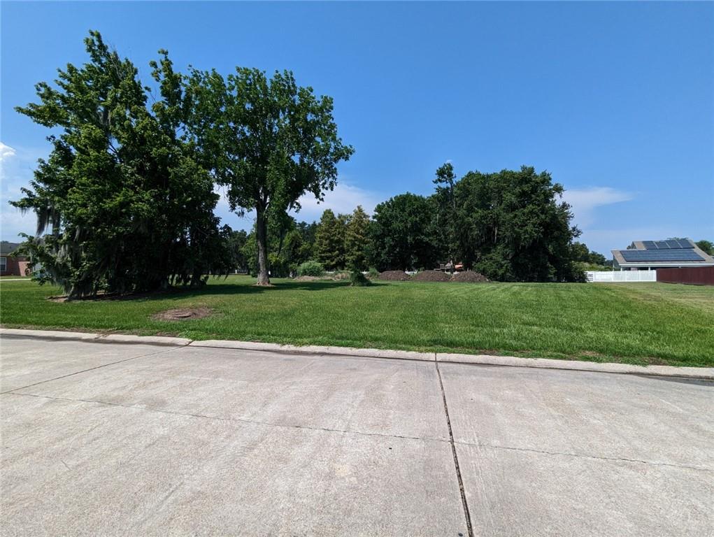 Homes for sale in Belle Chasse, LA | 875 Jason Dr, Belle Chasse, LA 70037 | MLS# 2537111