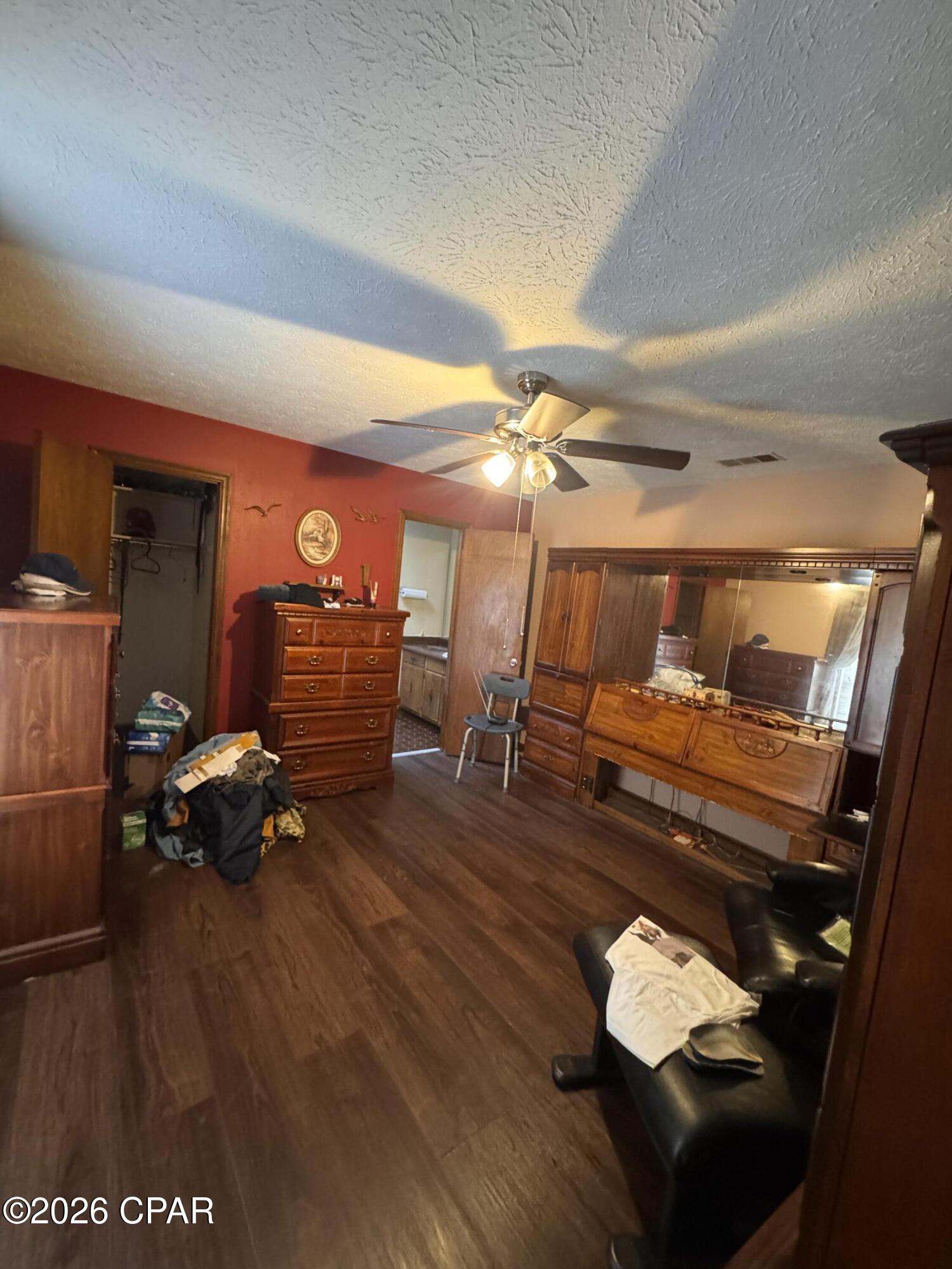 Image 13 For 705 Joan Lane