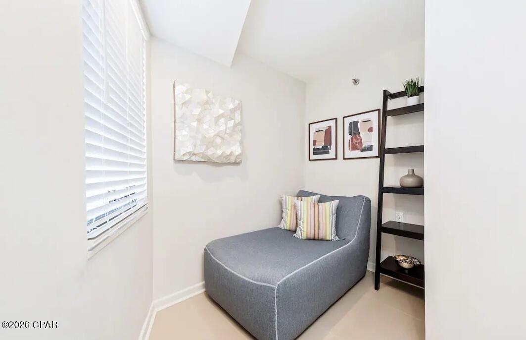 Image 3 For 4268 Beachside Two  268