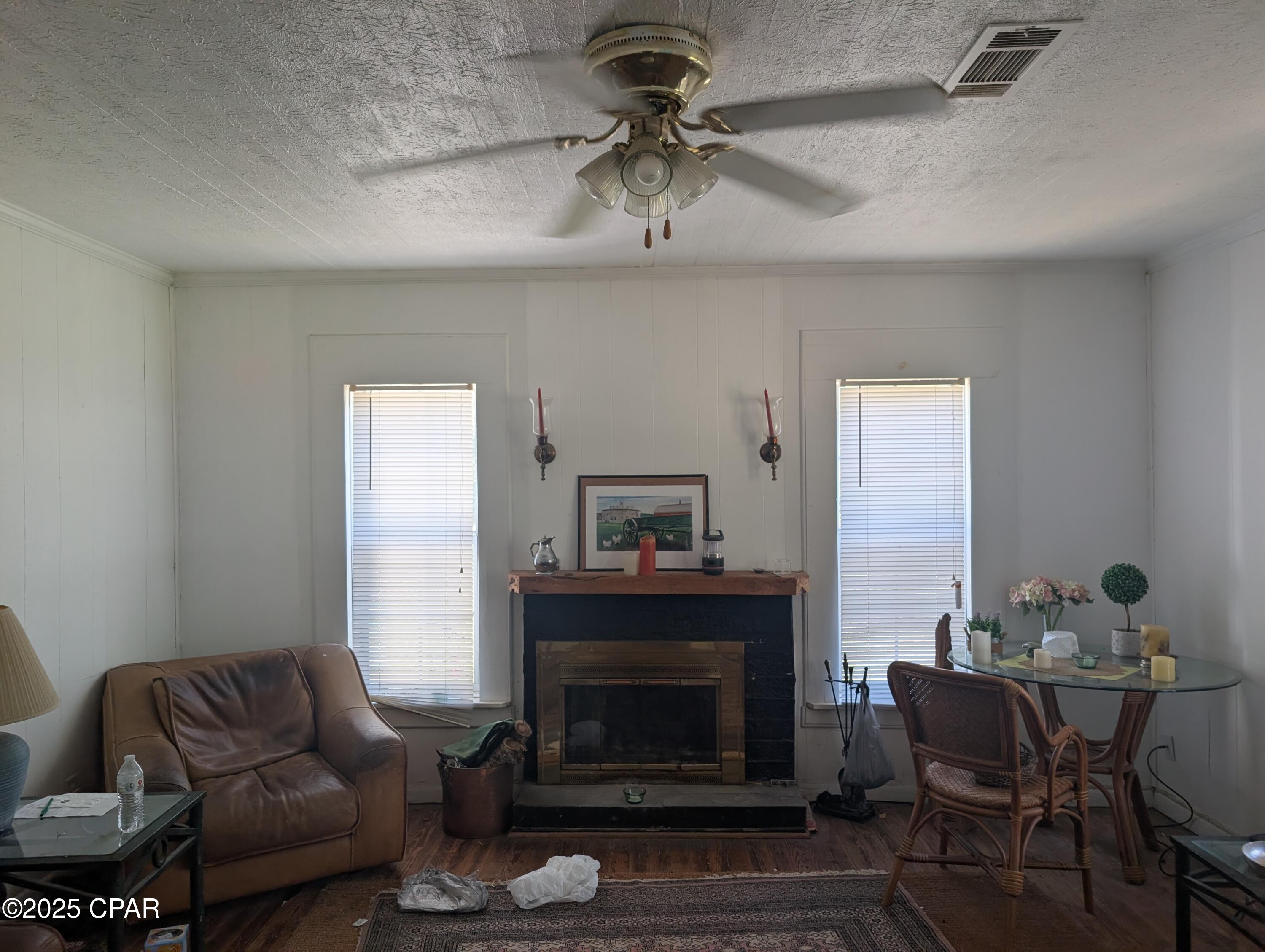 Image 24 For 1900 Olive Lane