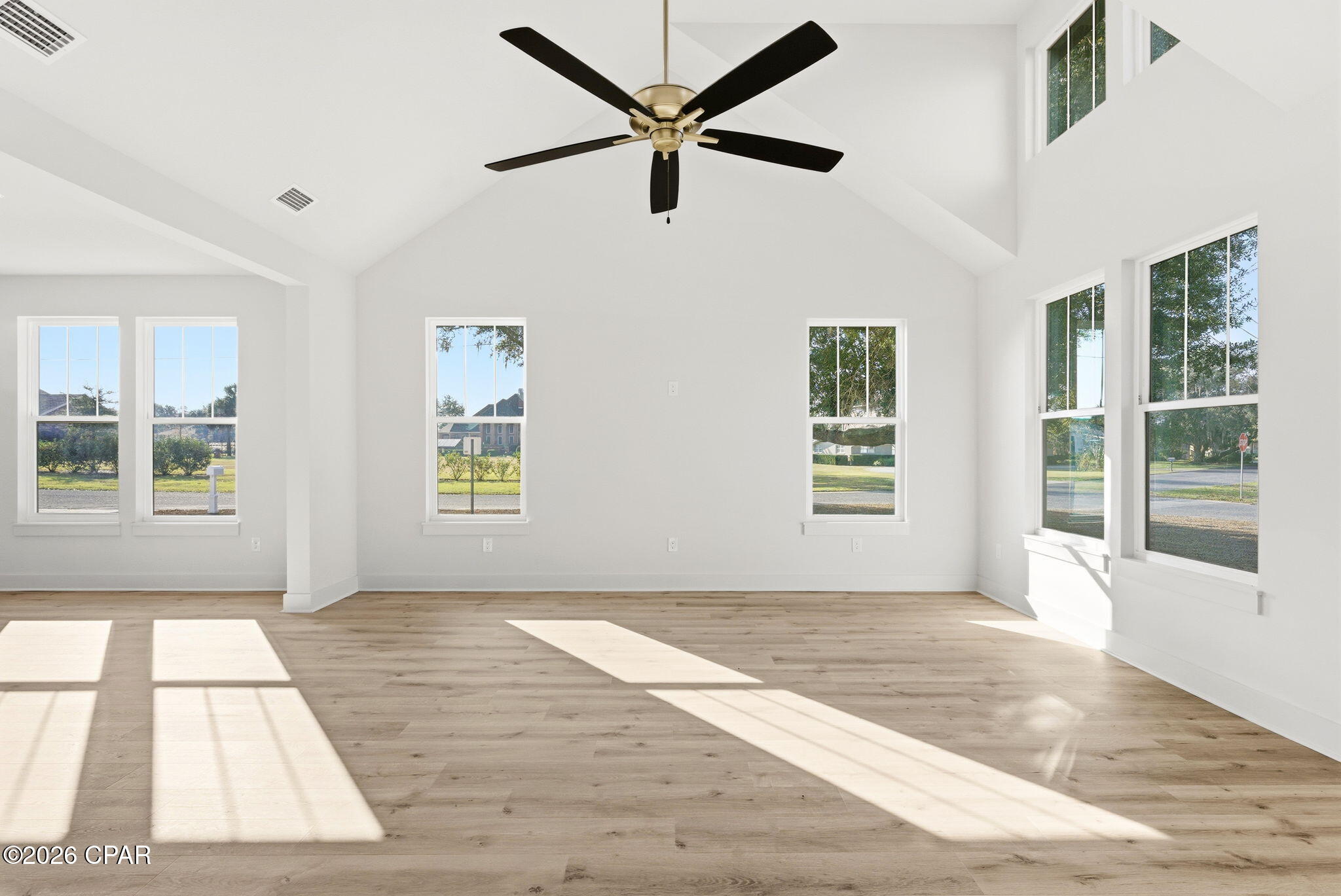 Image 6 For 3116 Kings Drive