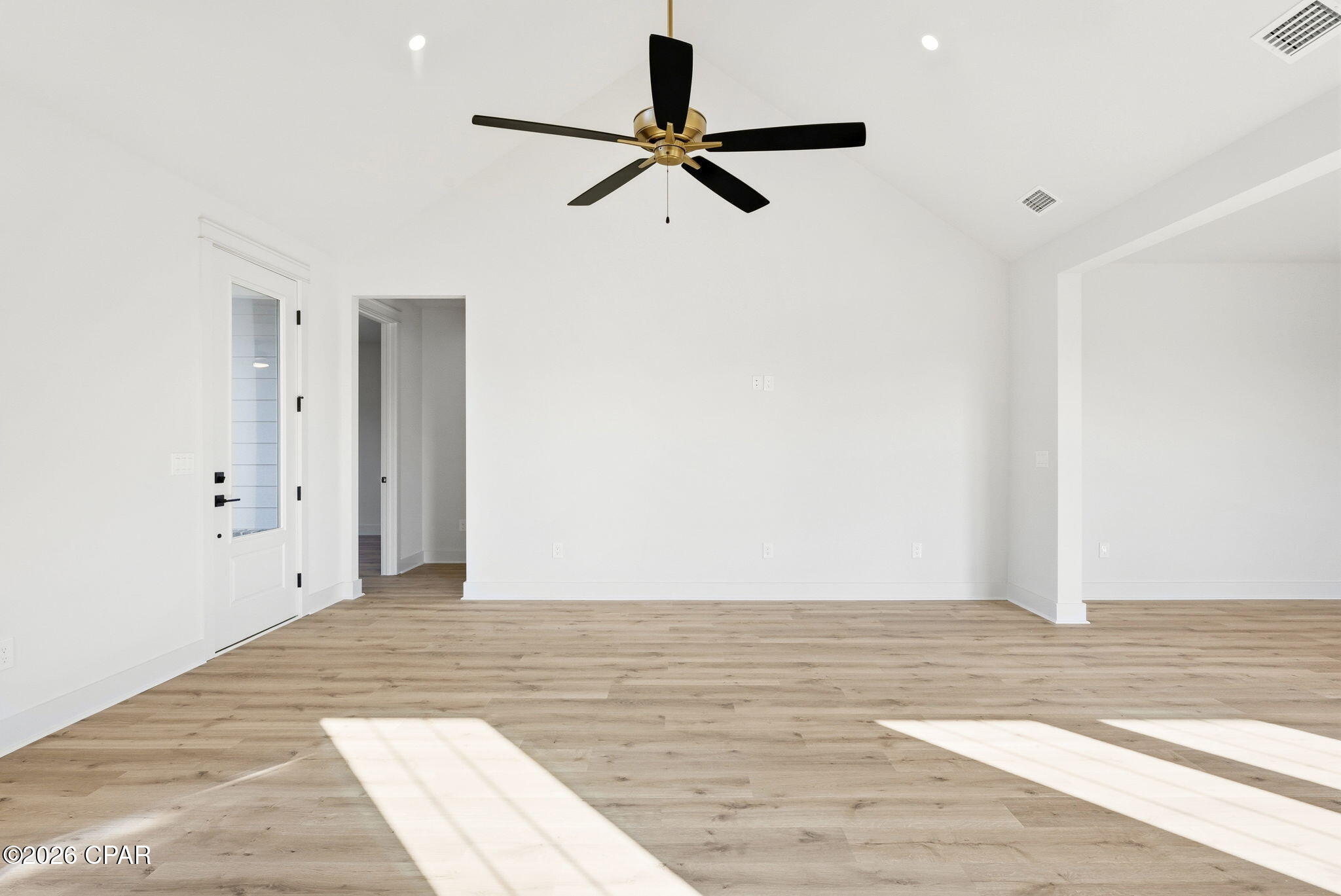 Image 7 For 3116 Kings Drive