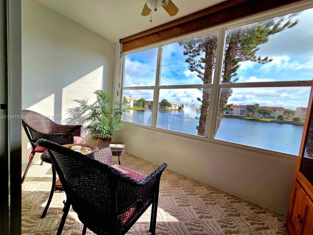 Sunrise Lakes 2 Condo