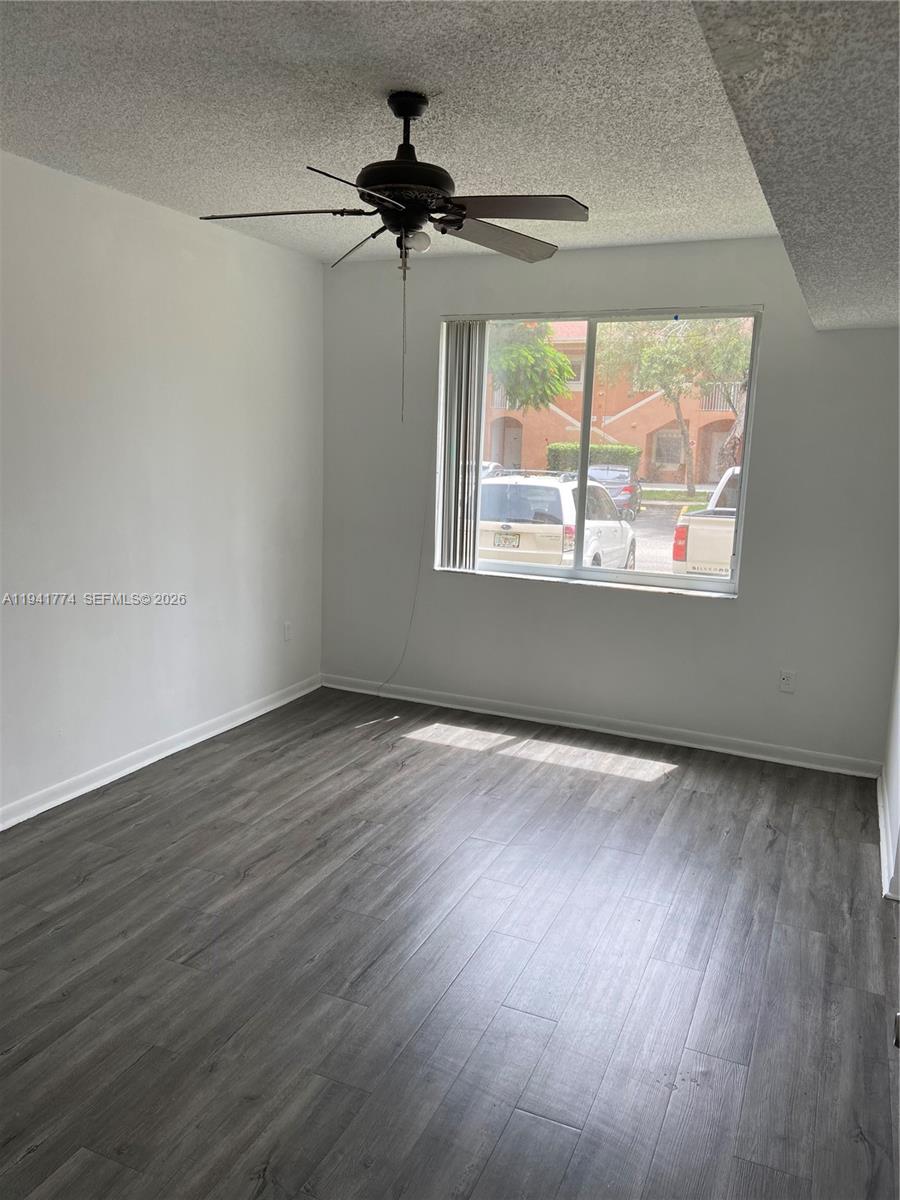 Courtyards At Davie Condo