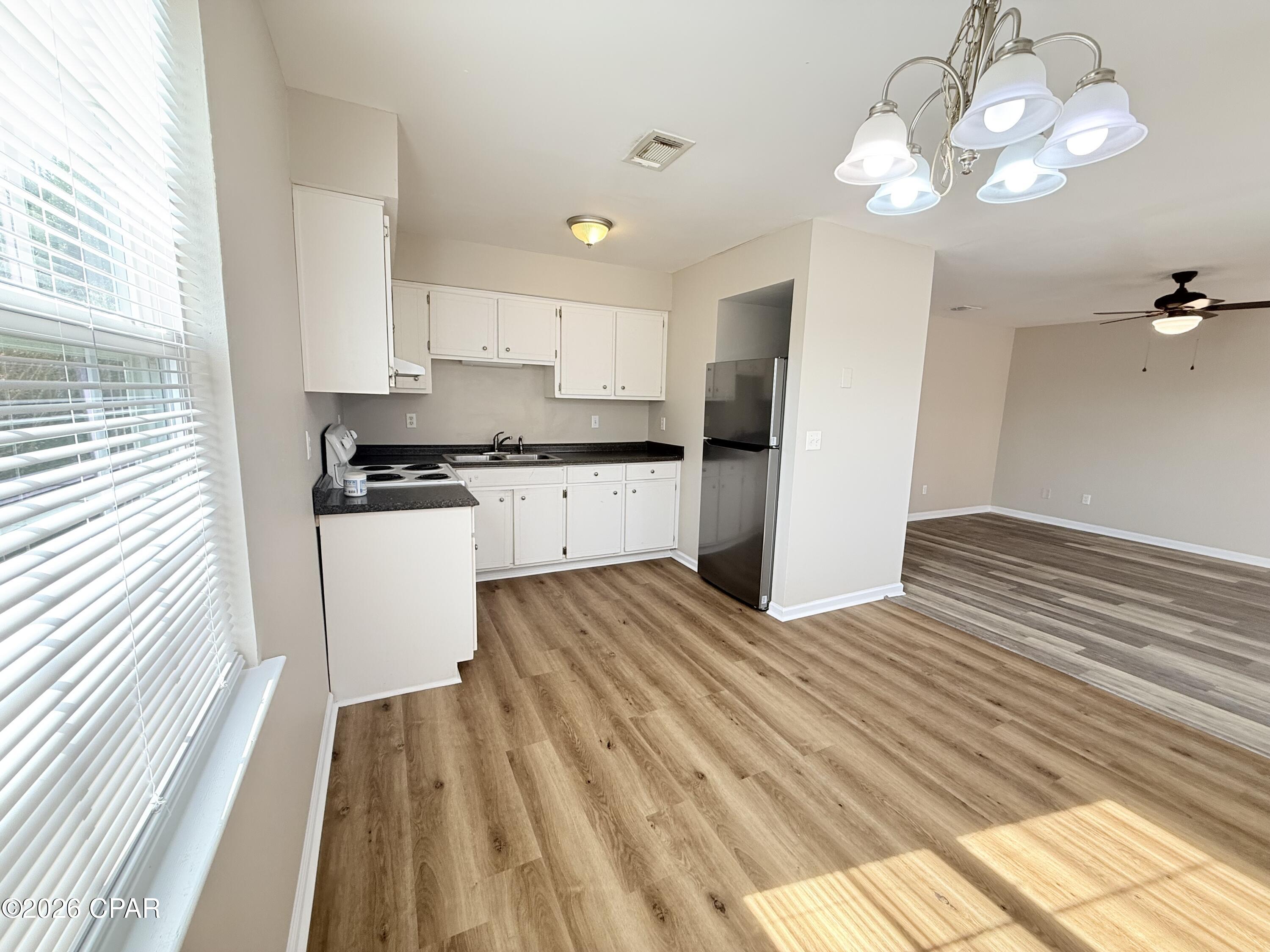 Image 5 For 130 Beulah Avenue #4