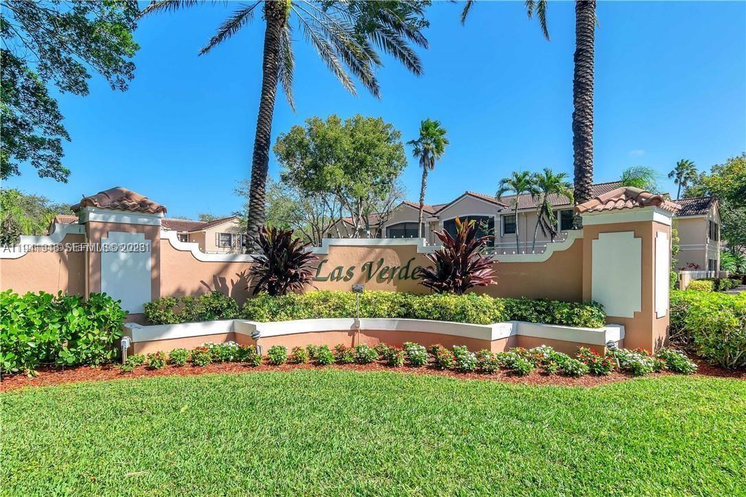 Las Verdes Grand Palms