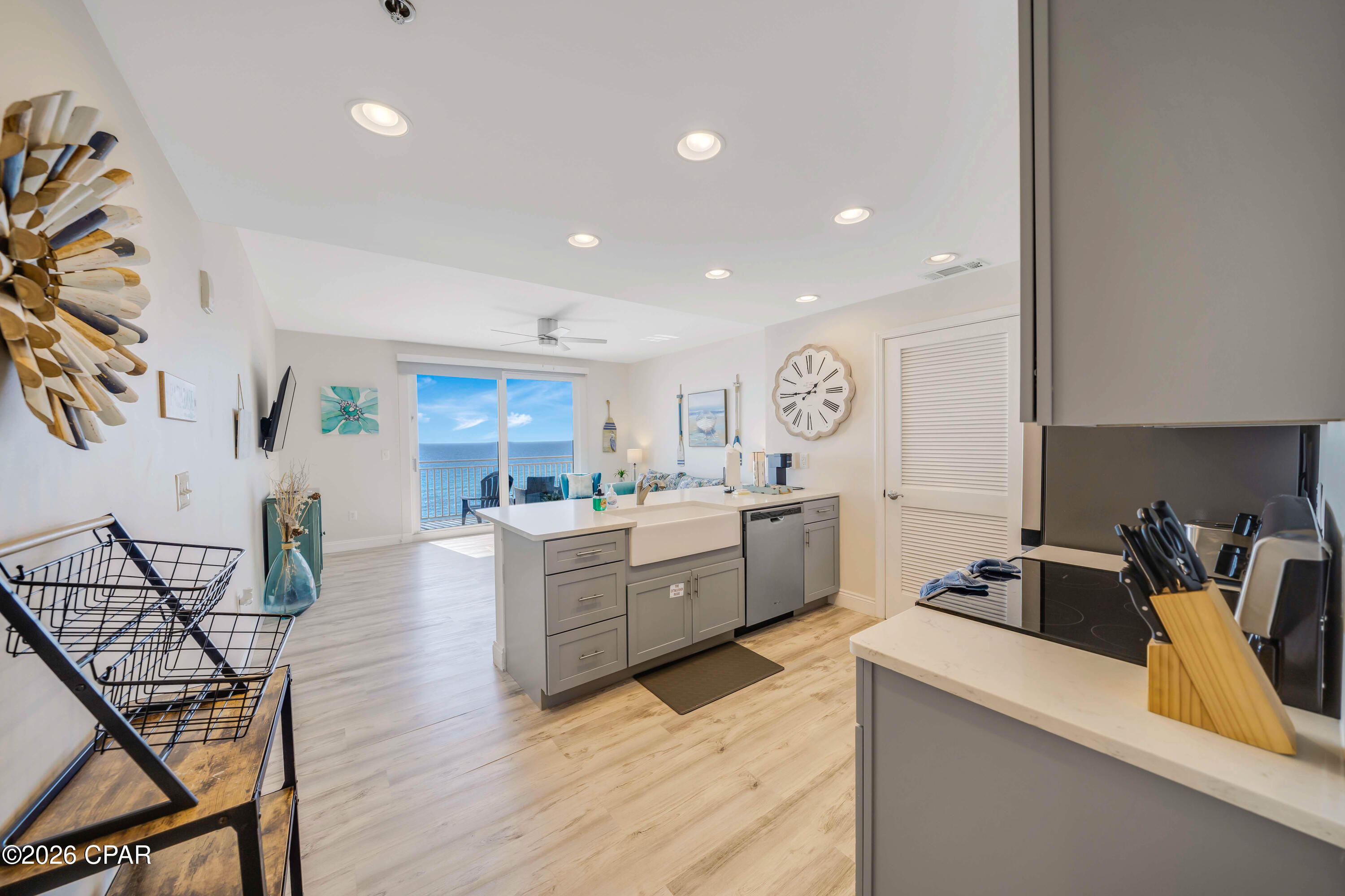 Image 12 For 17729 Front Beach Road 405e