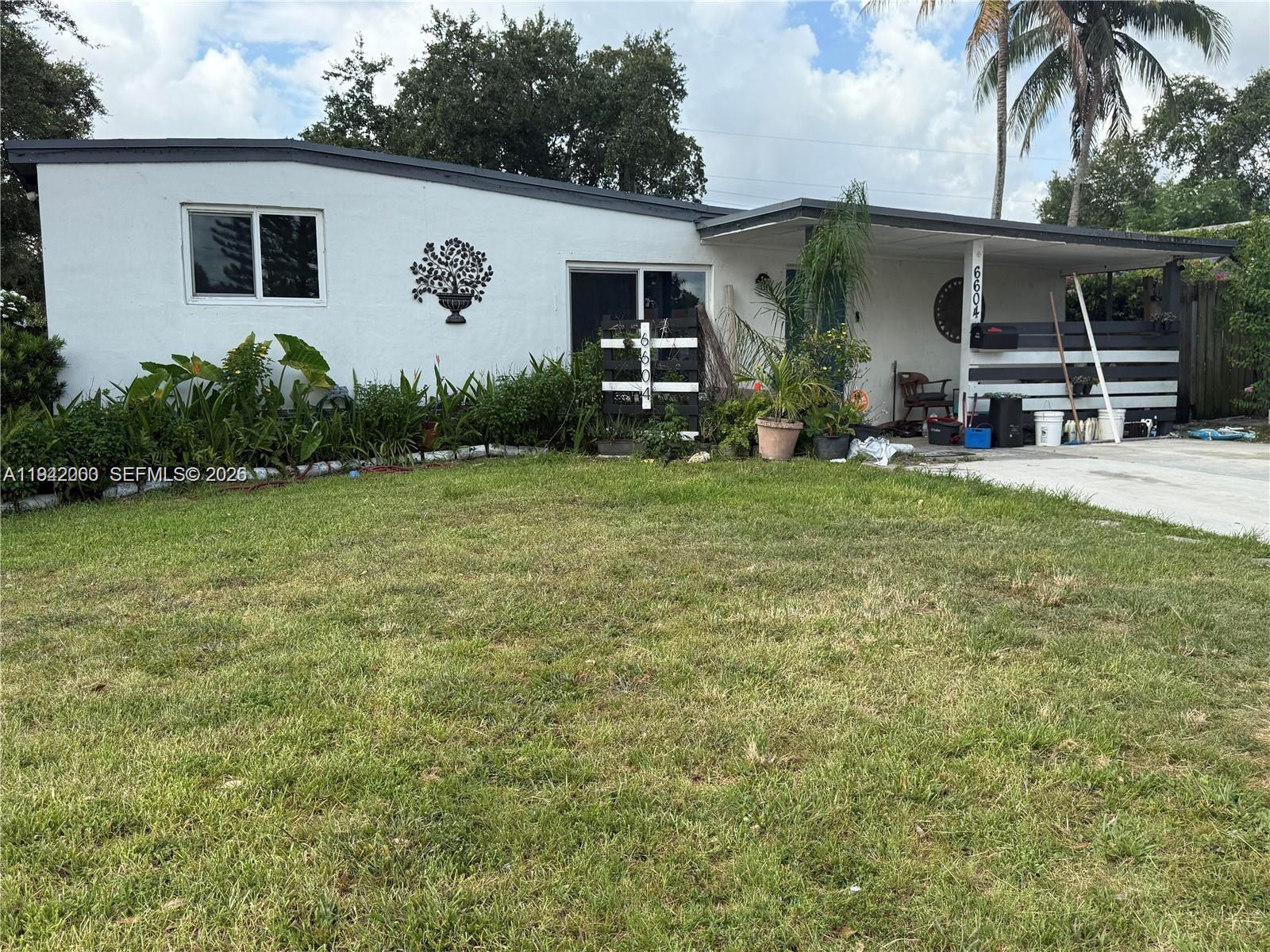 Palm Lane Villa