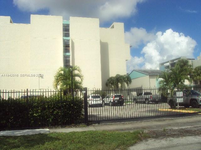 Newport At Lauderhill Con