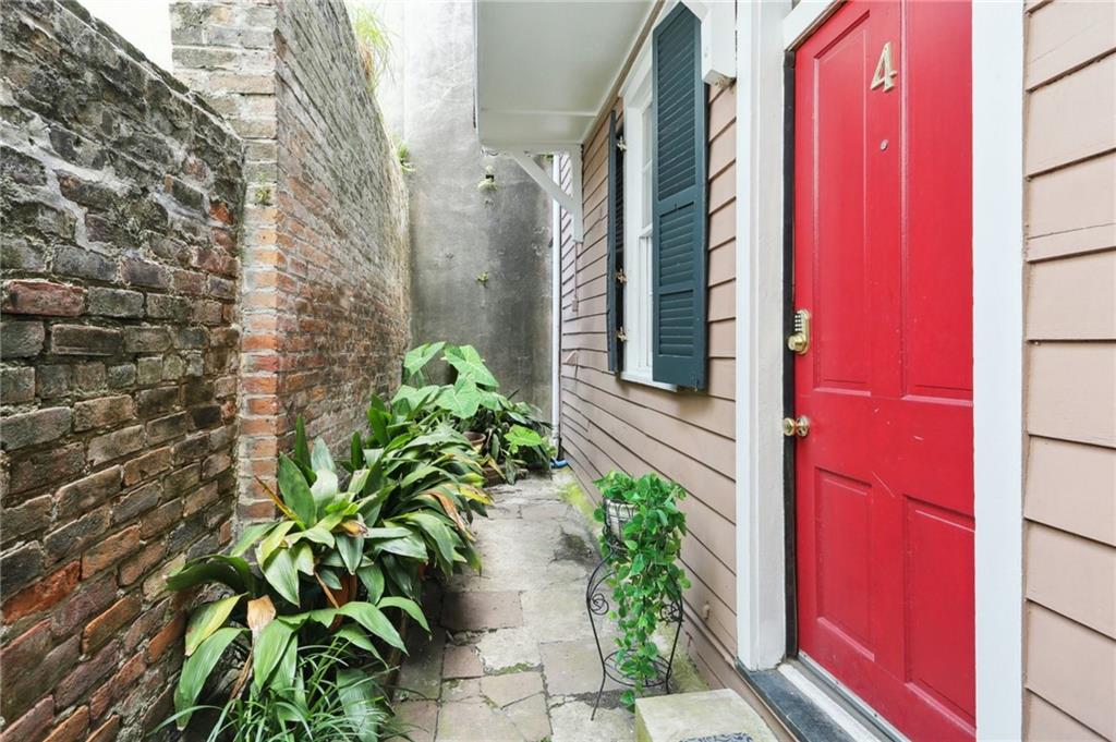 Homes for sale in New Orleans, LA | 911 St Peter St #4, New Orleans, LA 70116 | MLS# 2537330