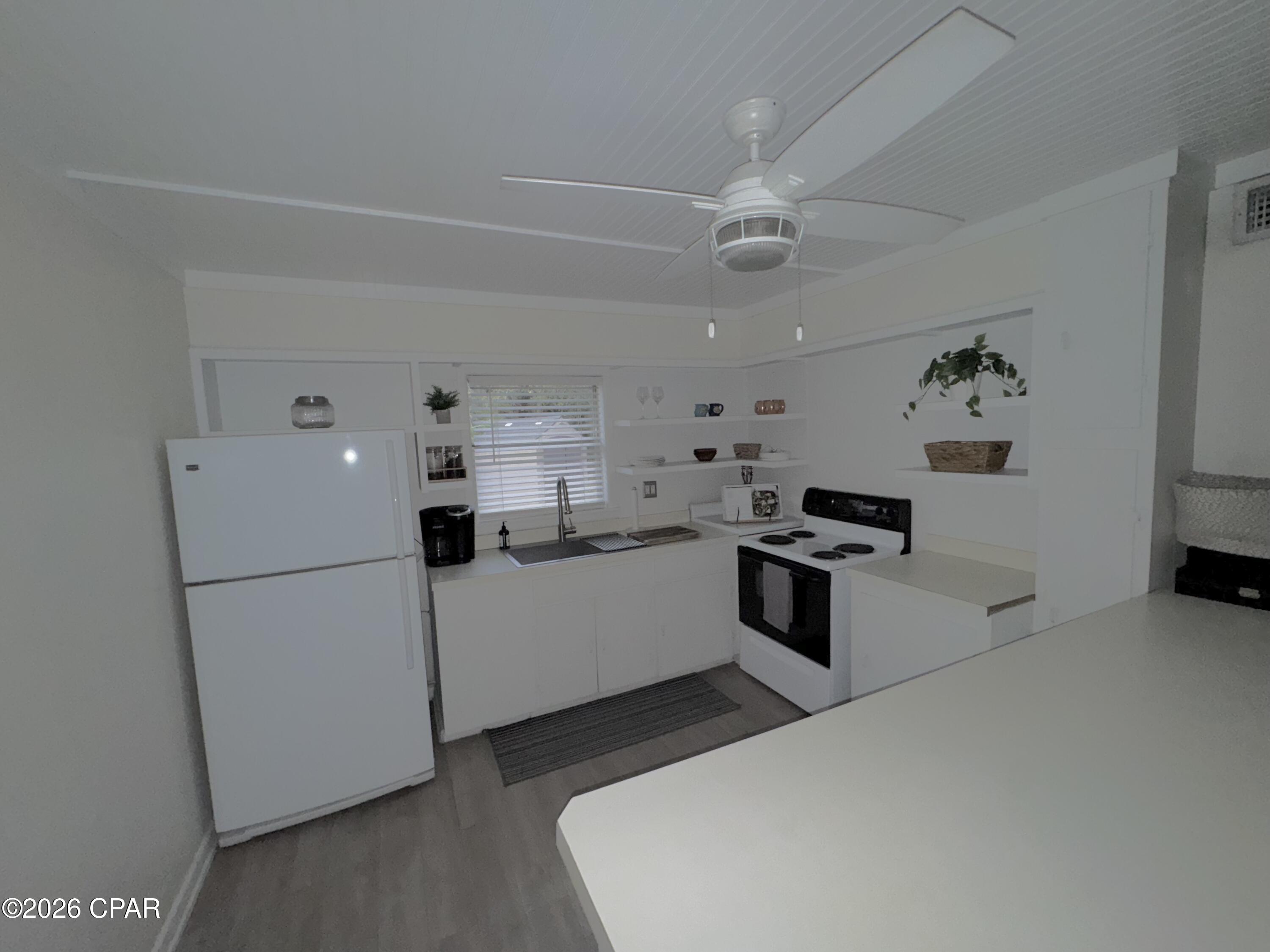 Image 10 For 181 Gulf Point Road