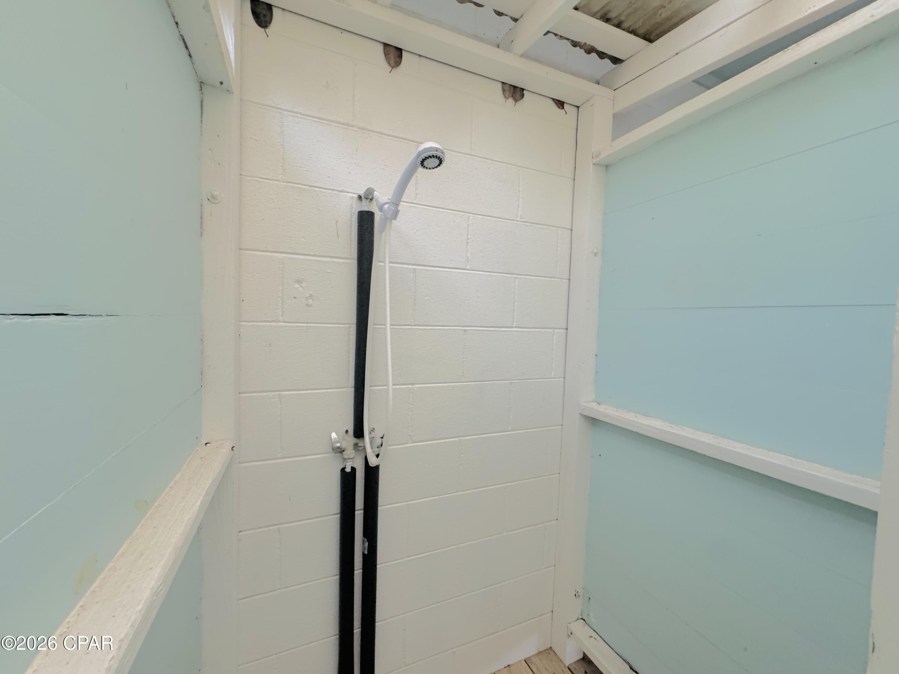 Image 4 For 181 Gulf Point Road