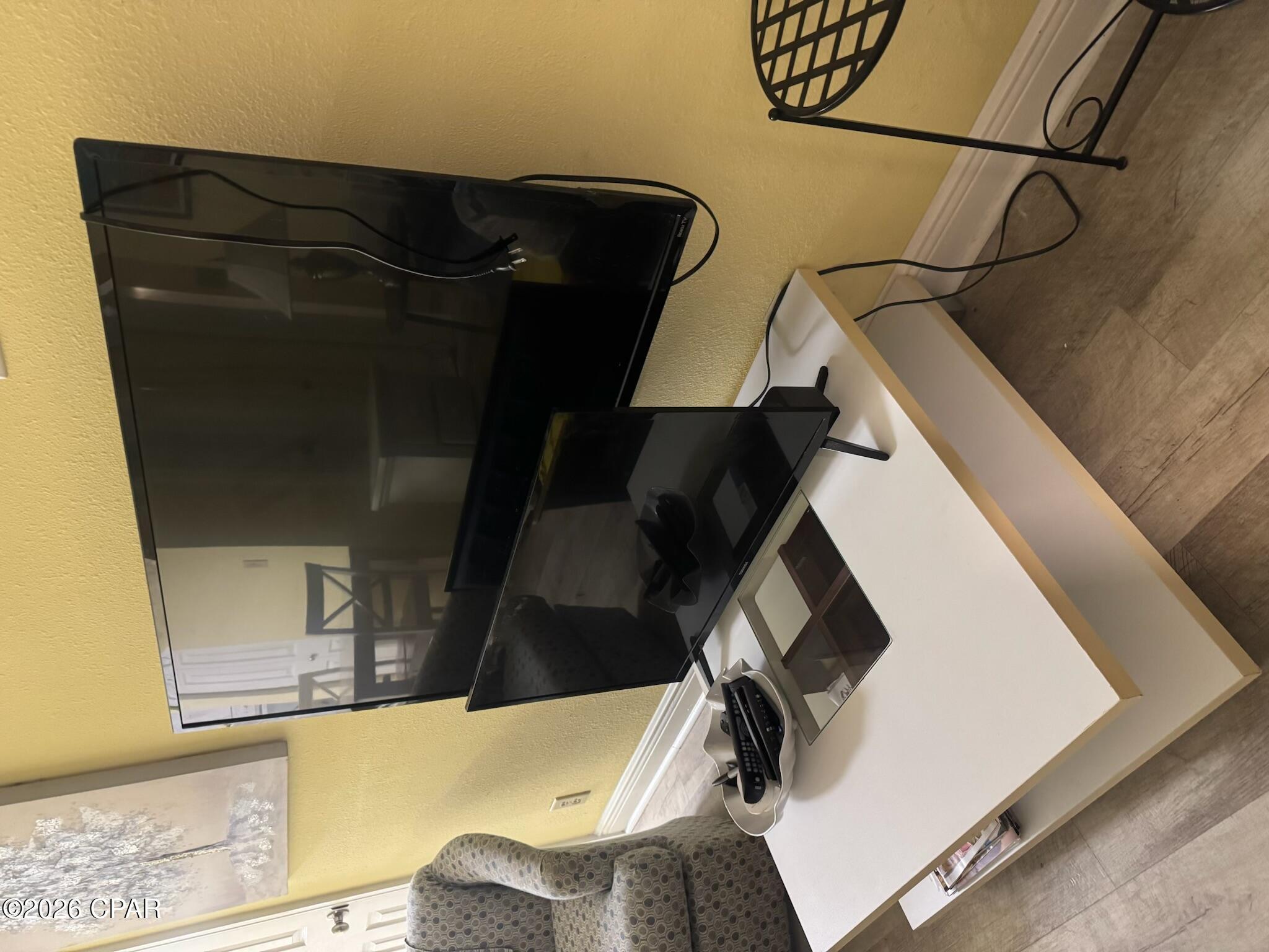 Image 13 For 5012 Gulf Drive 2