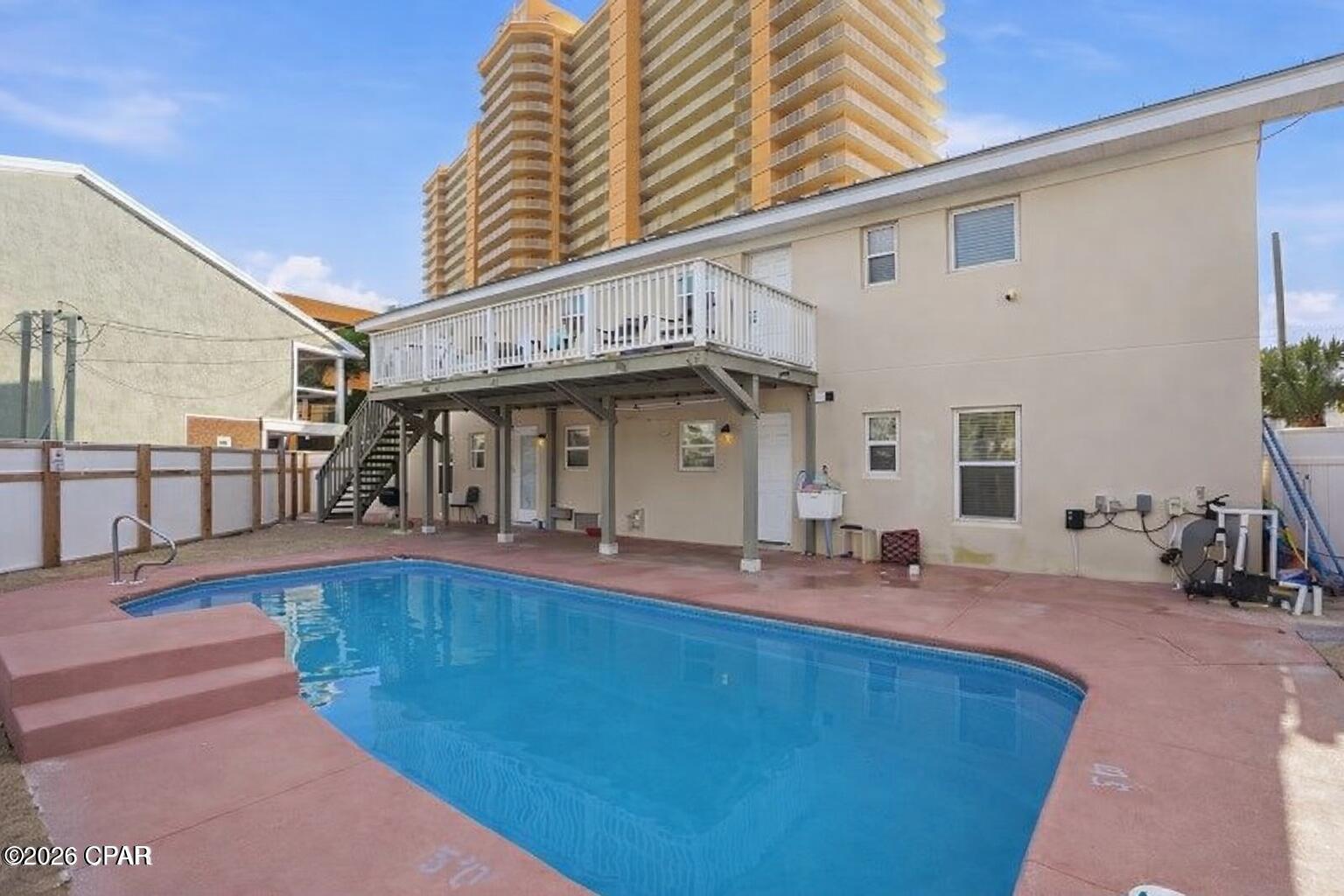 Image 7 For 5012 Gulf Drive 2
