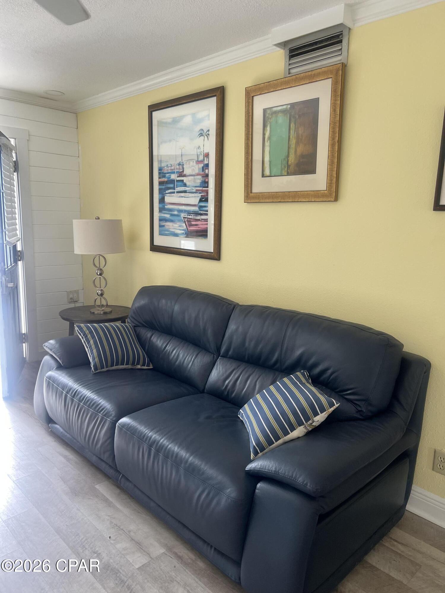 Image 8 For 5012 Gulf Drive 2