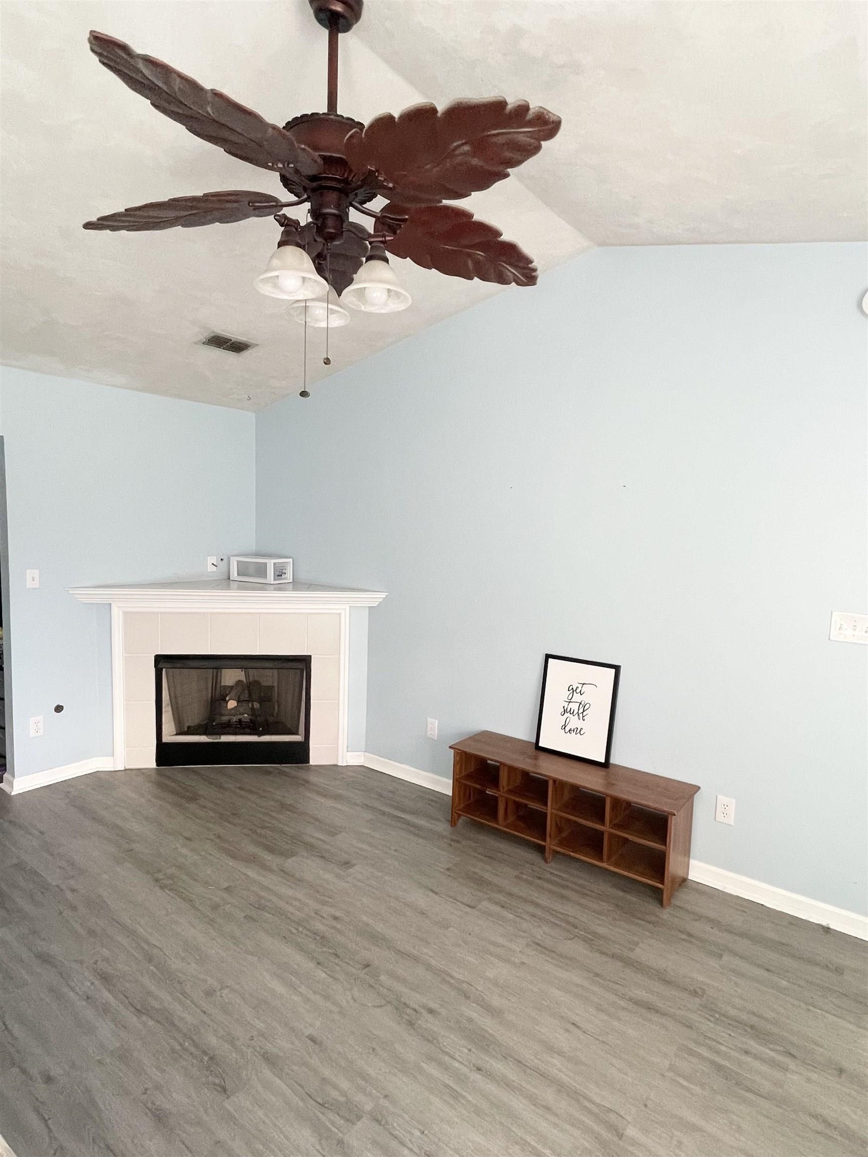 4112 Mission Trace Boulevard