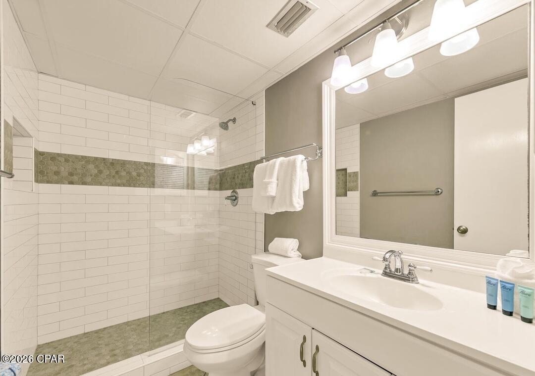 Image 20 For 8727 Thomas Drive C2