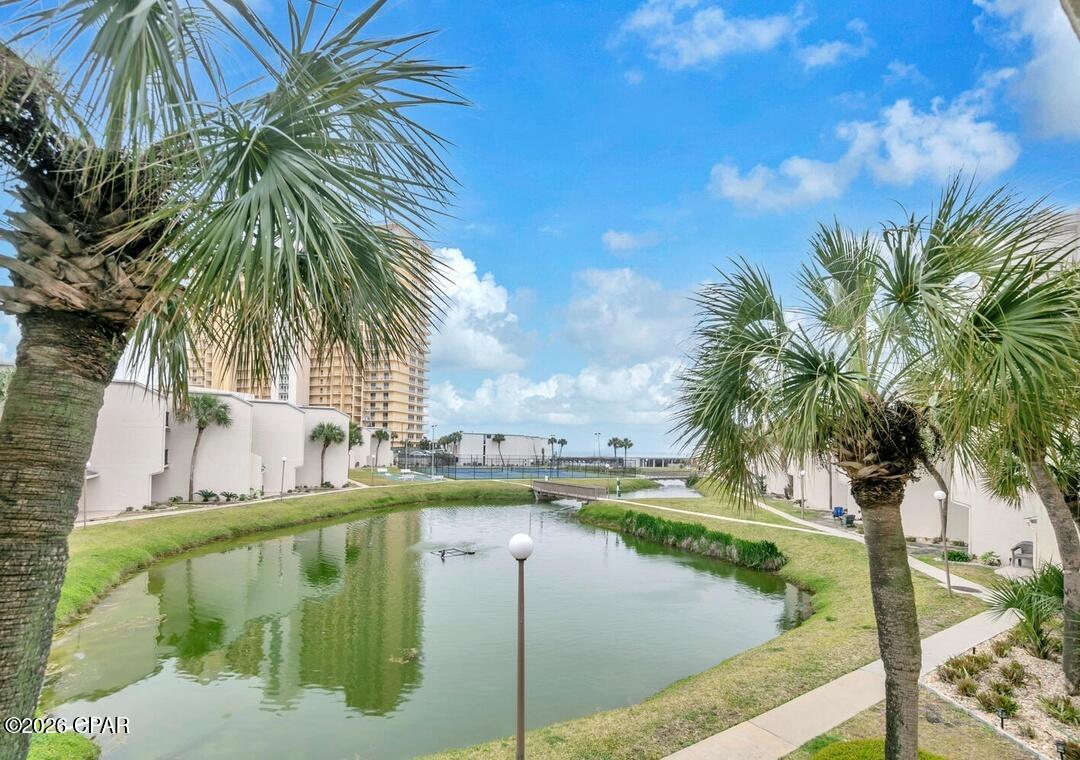 Image 25 For 8727 Thomas Drive C2