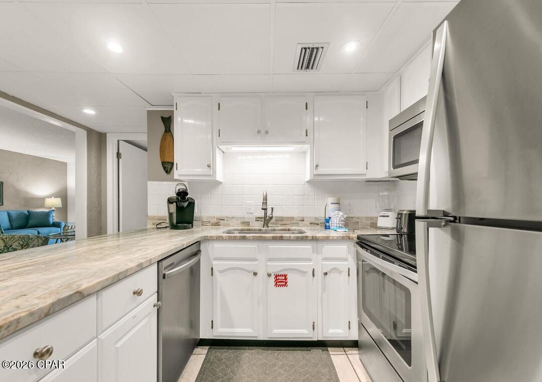 Image 4 For 8727 Thomas Drive C2