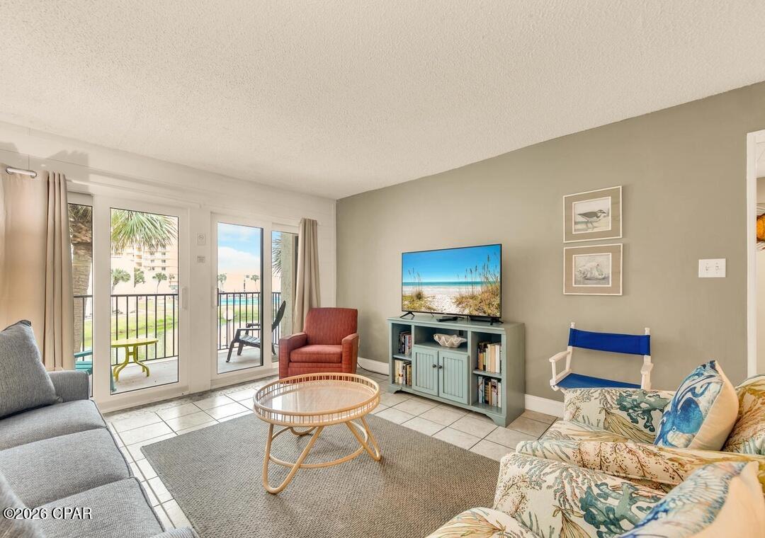 Image 7 For 8727 Thomas Drive C2