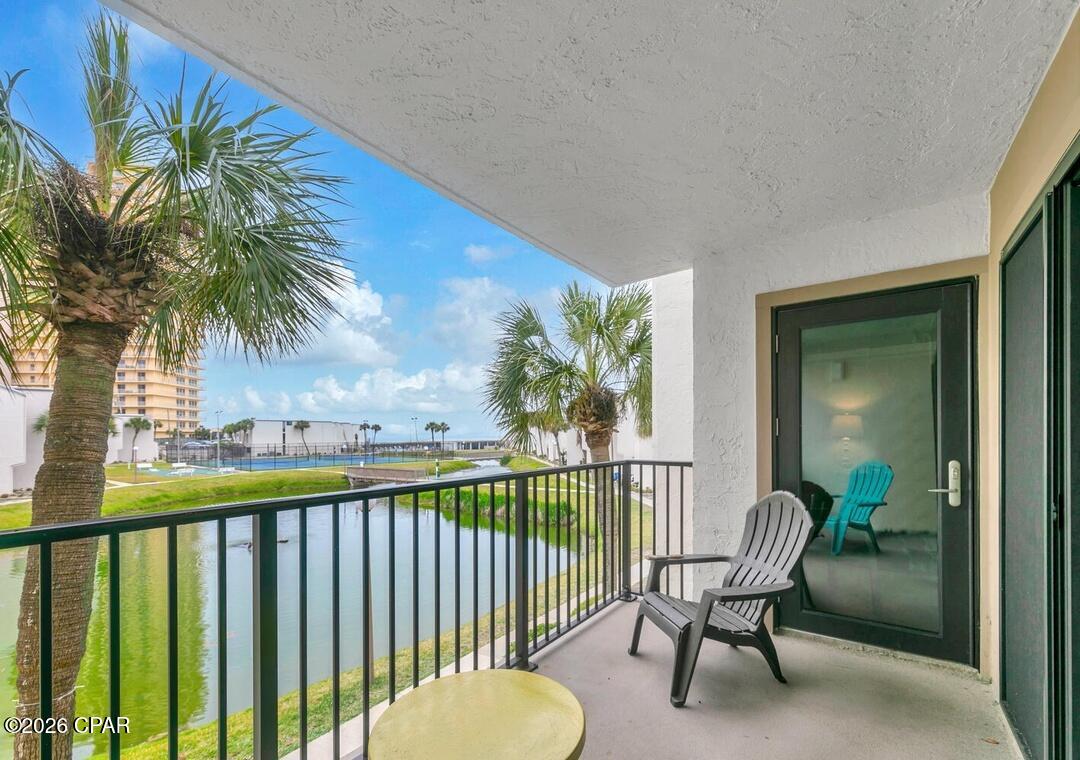 Image 8 For 8727 Thomas Drive C2