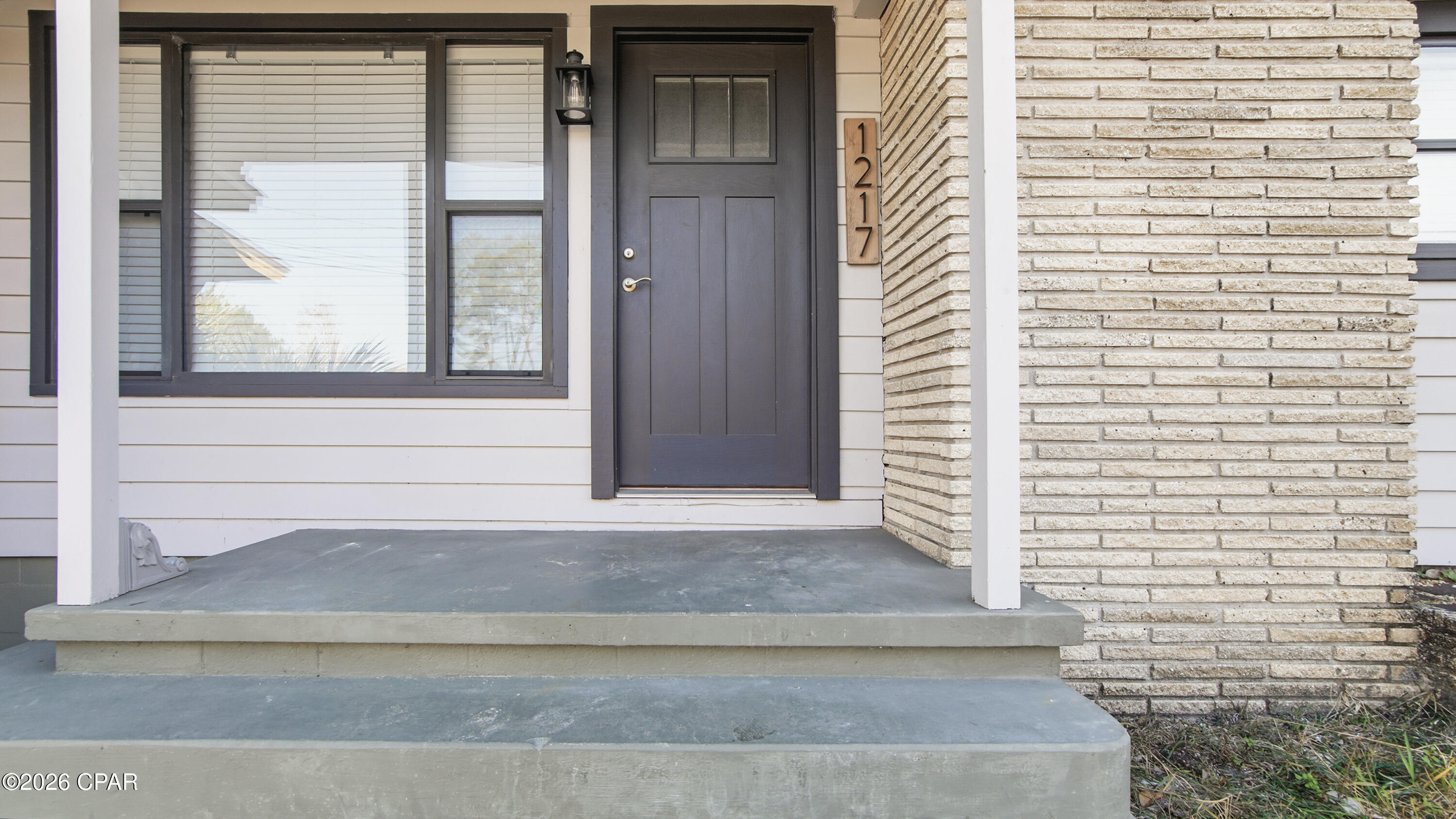 Image 2 For 1217 Buena Vista Boulevard