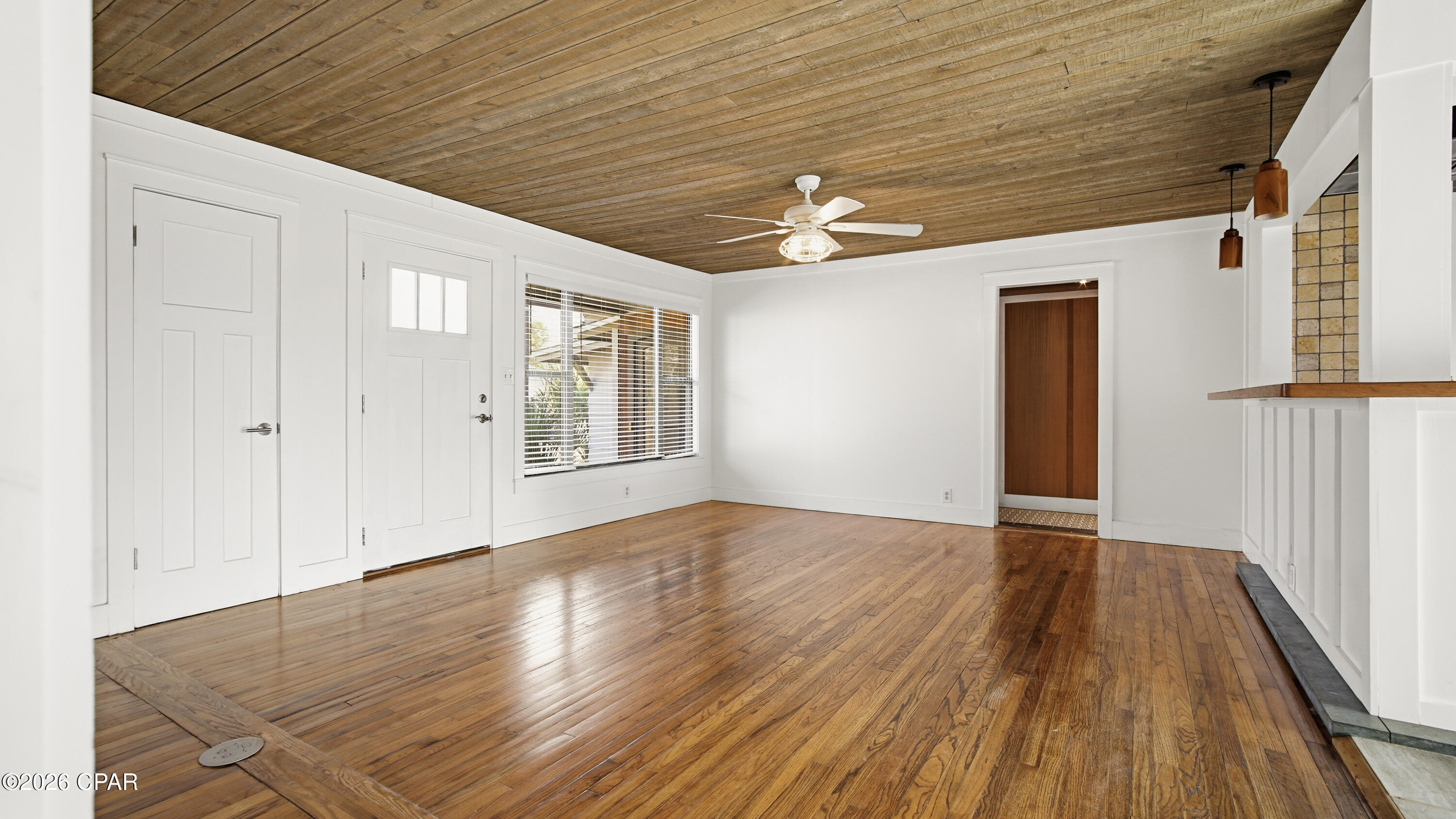 Image 28 For 1217 Buena Vista Boulevard