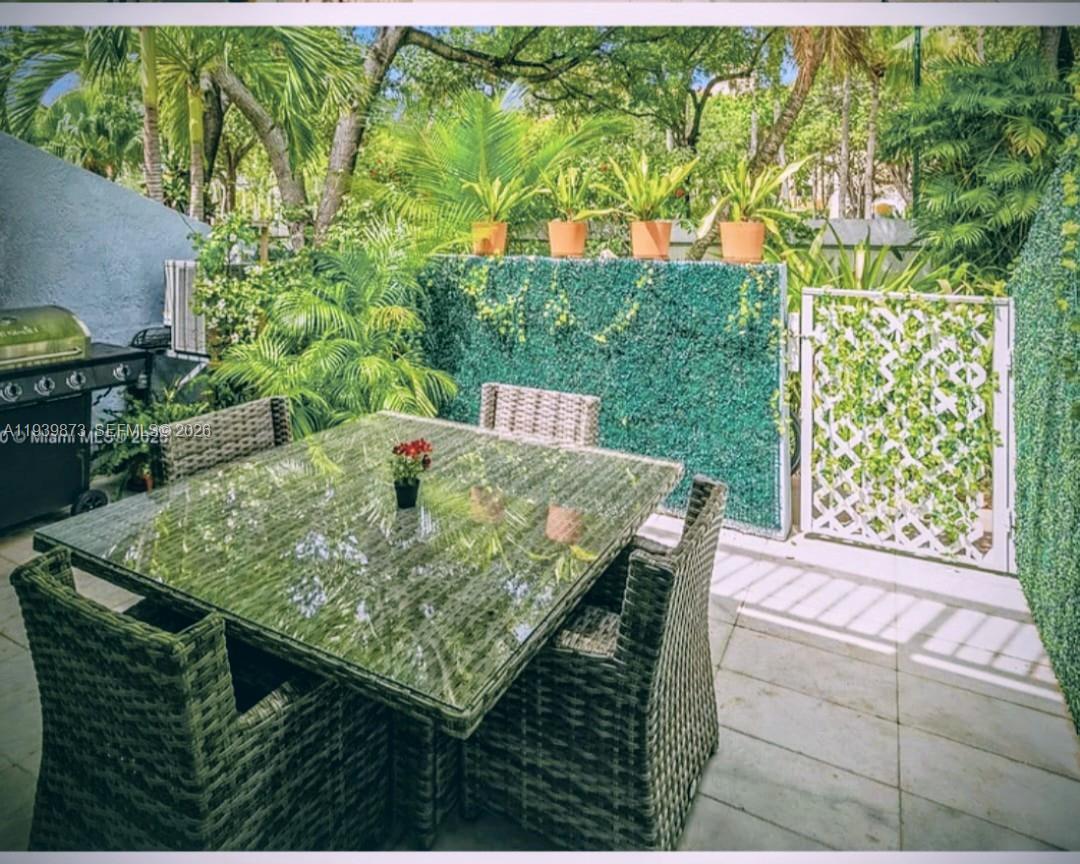 798 Crandon Blvd Unit 55- B, Key Biscayne, Florida 33149