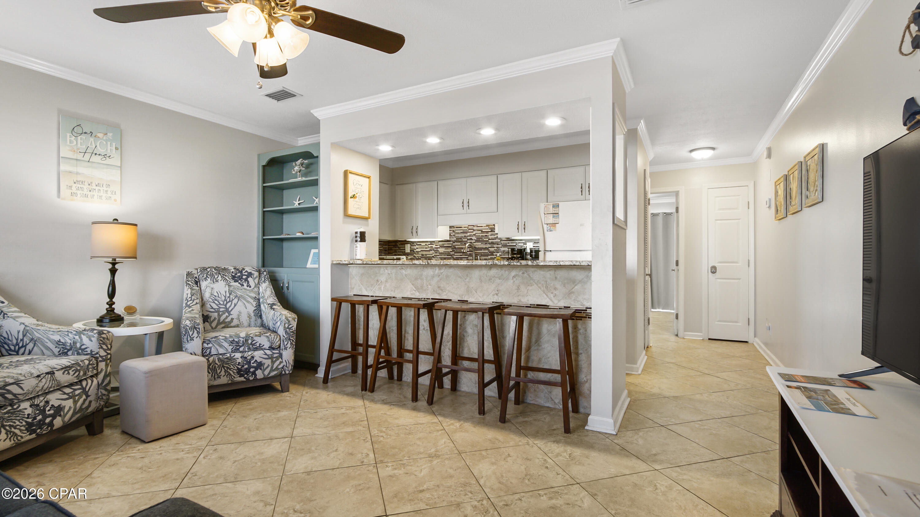 Image 3 For 6829 Thomas Drive 403