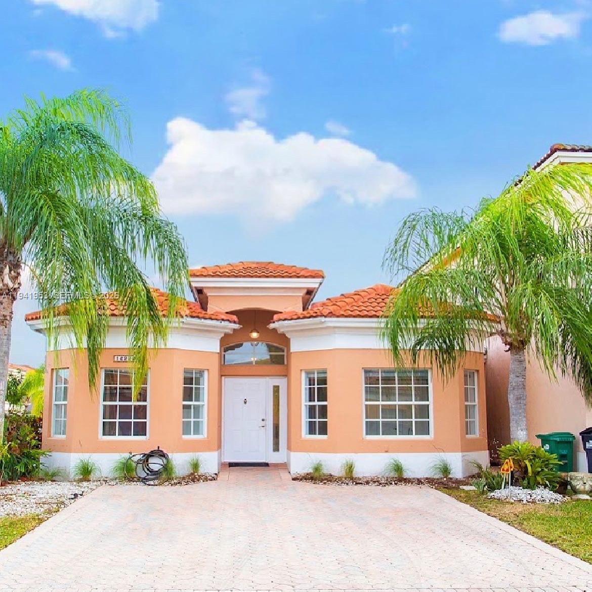 Forest Lakes Country Gard