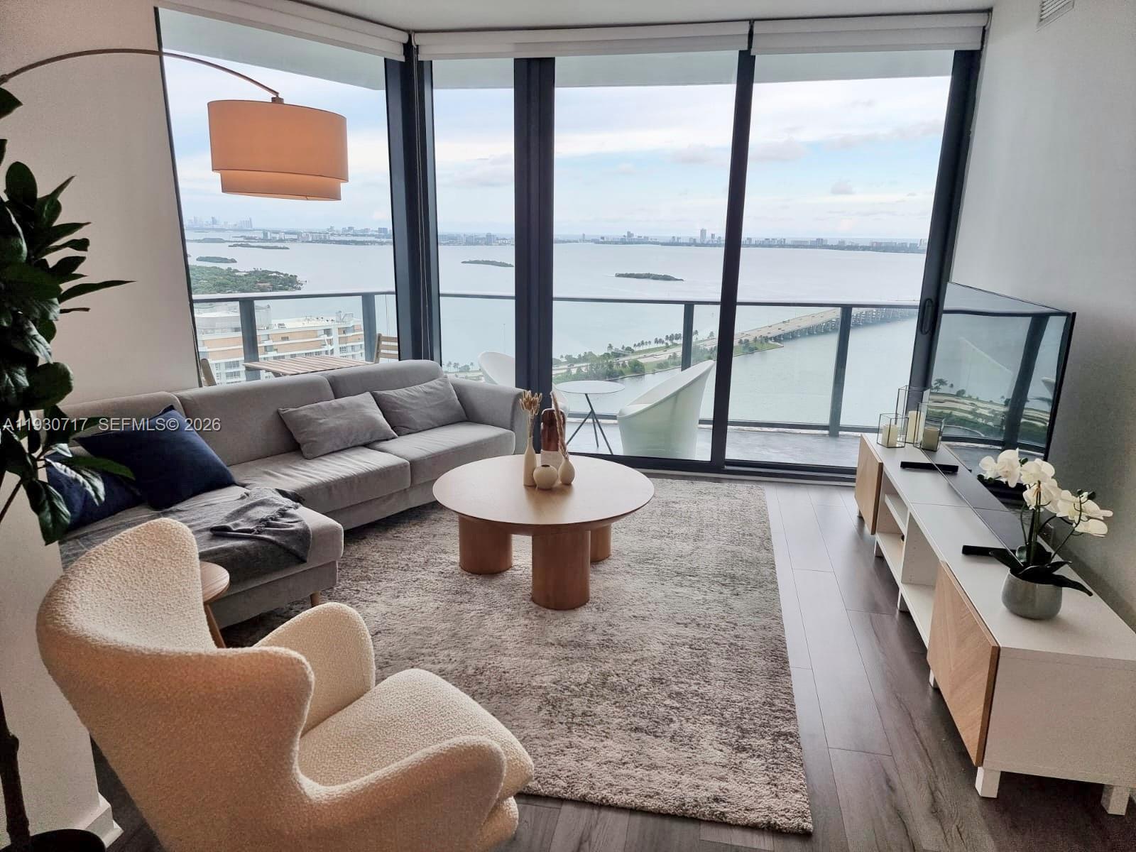 Paraiso Bayviews Condo