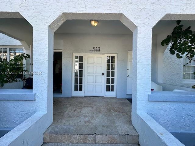 Friendly Corner Condo