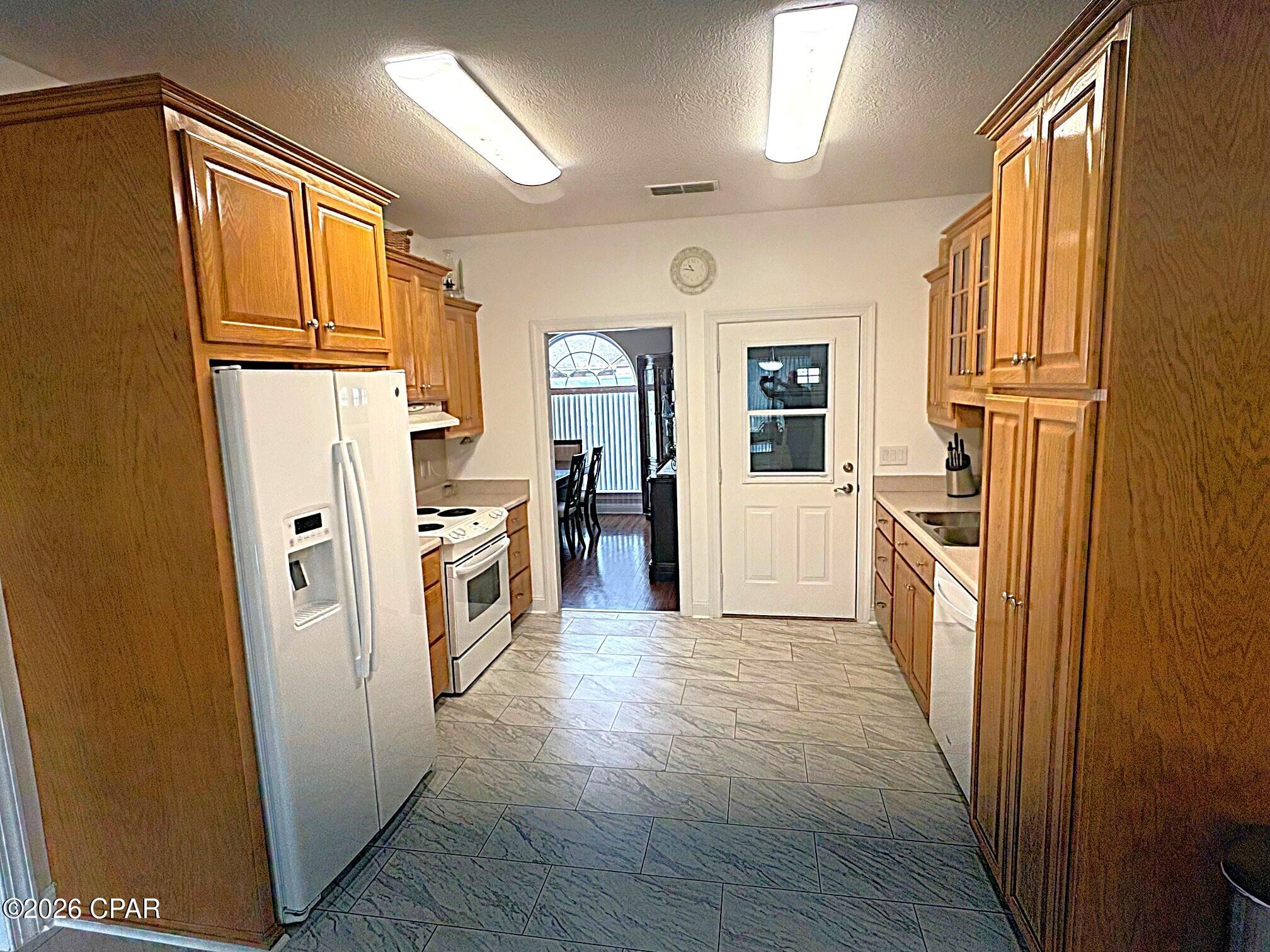 Image 9 For 2548 Woods View Drive