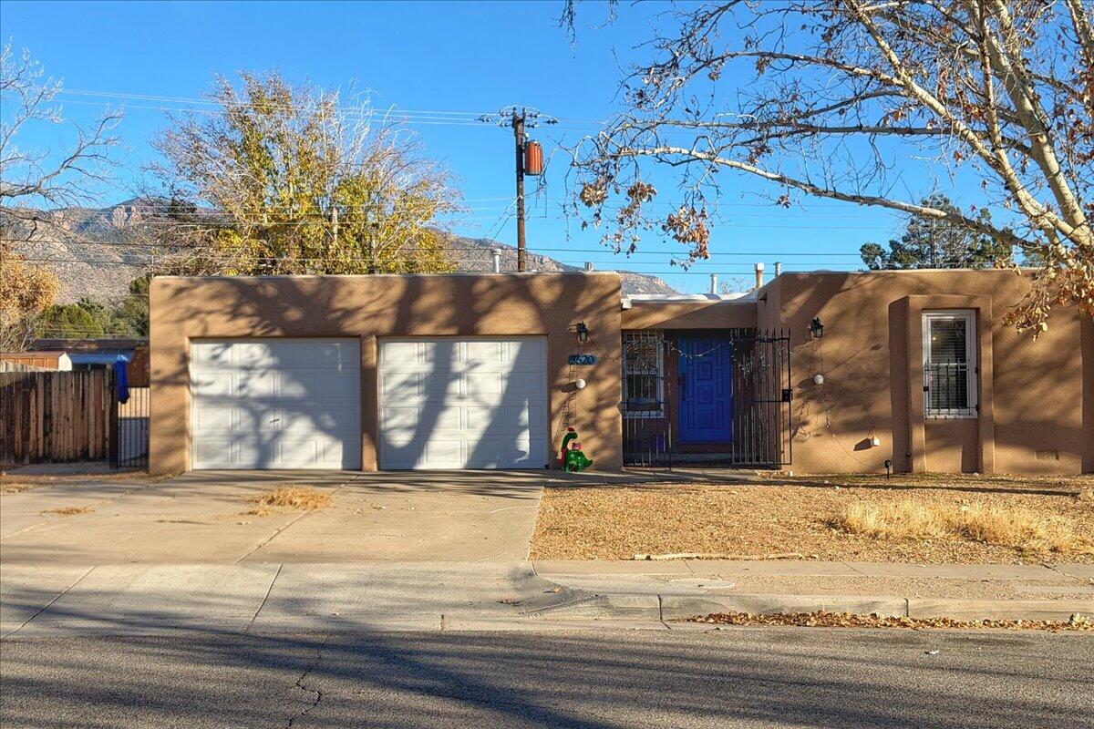 3620 Mary Ellen Street, Albuquerque NM 87111