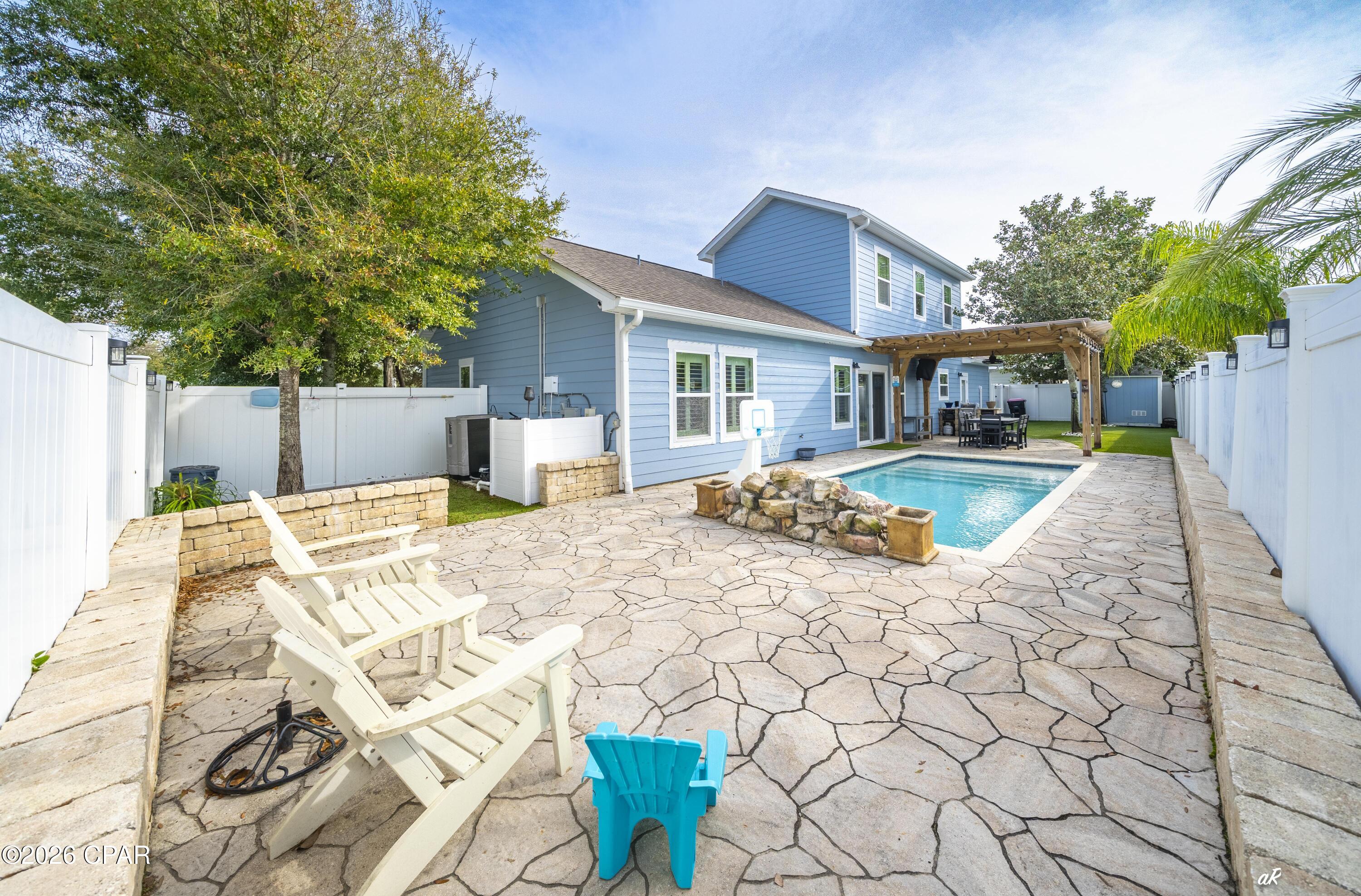 Image 5 For 200 Wiregrass Lane