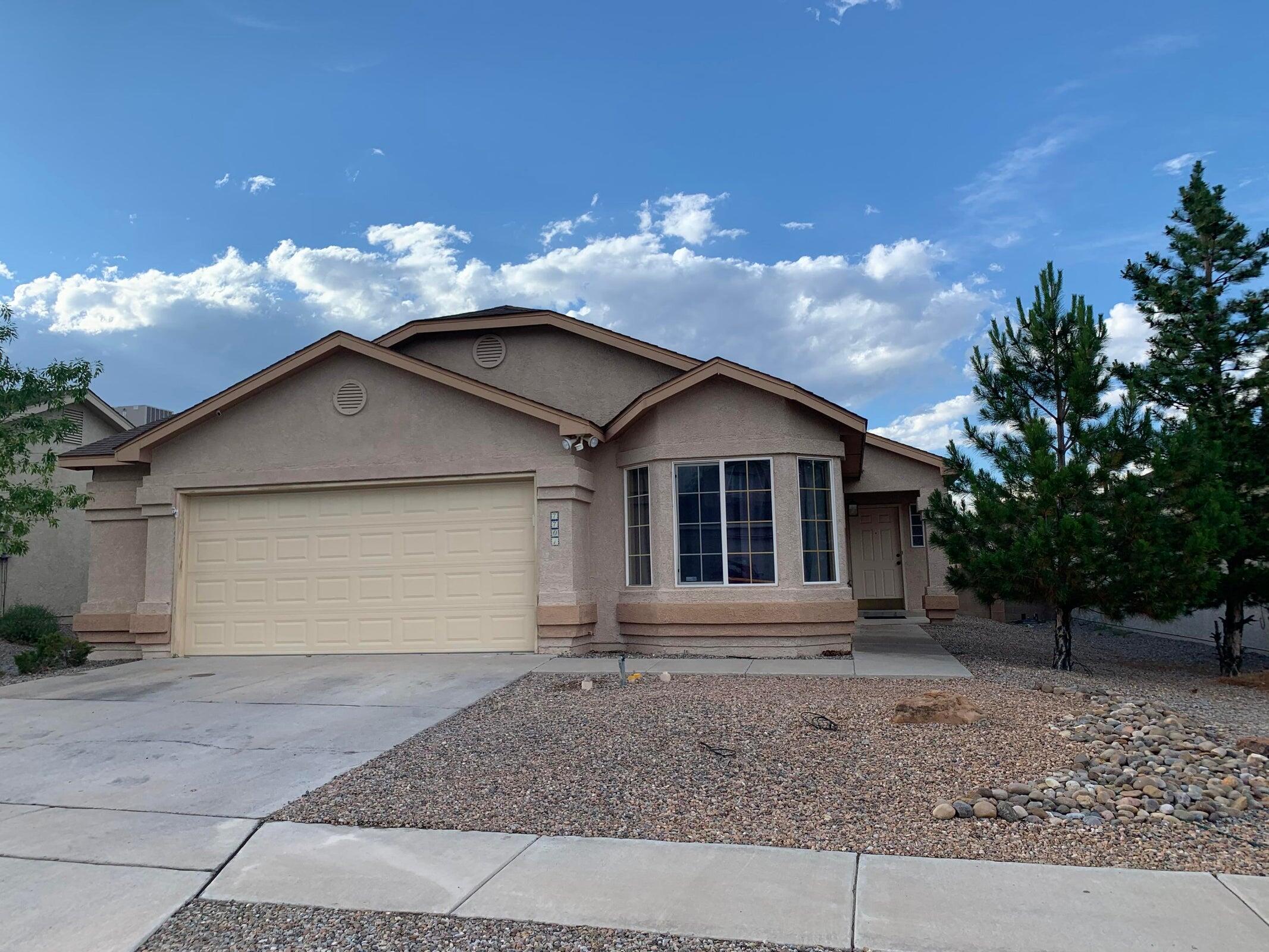 7701 Kentwood Avenue, Albuquerque NM 87114