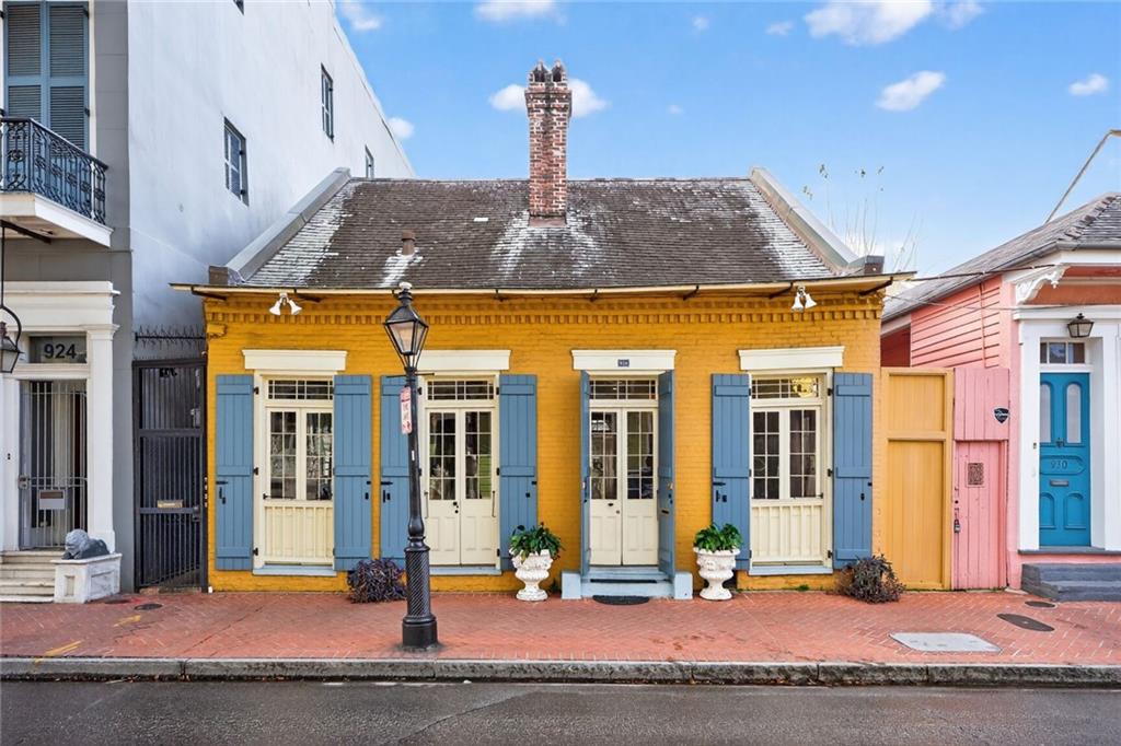 Homes for sale in New Orleans, LA | 926 Orleans Ave, New Orleans, LA 70116 | MLS# 2537455