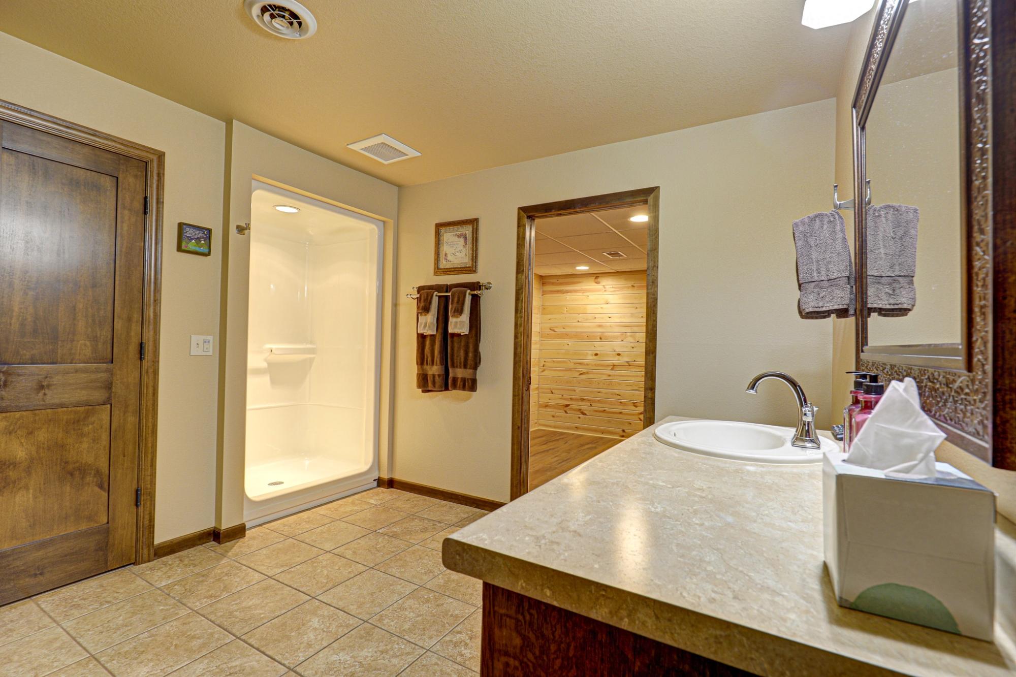 Lake Nokomis Property 2244 River Rd Photo 29