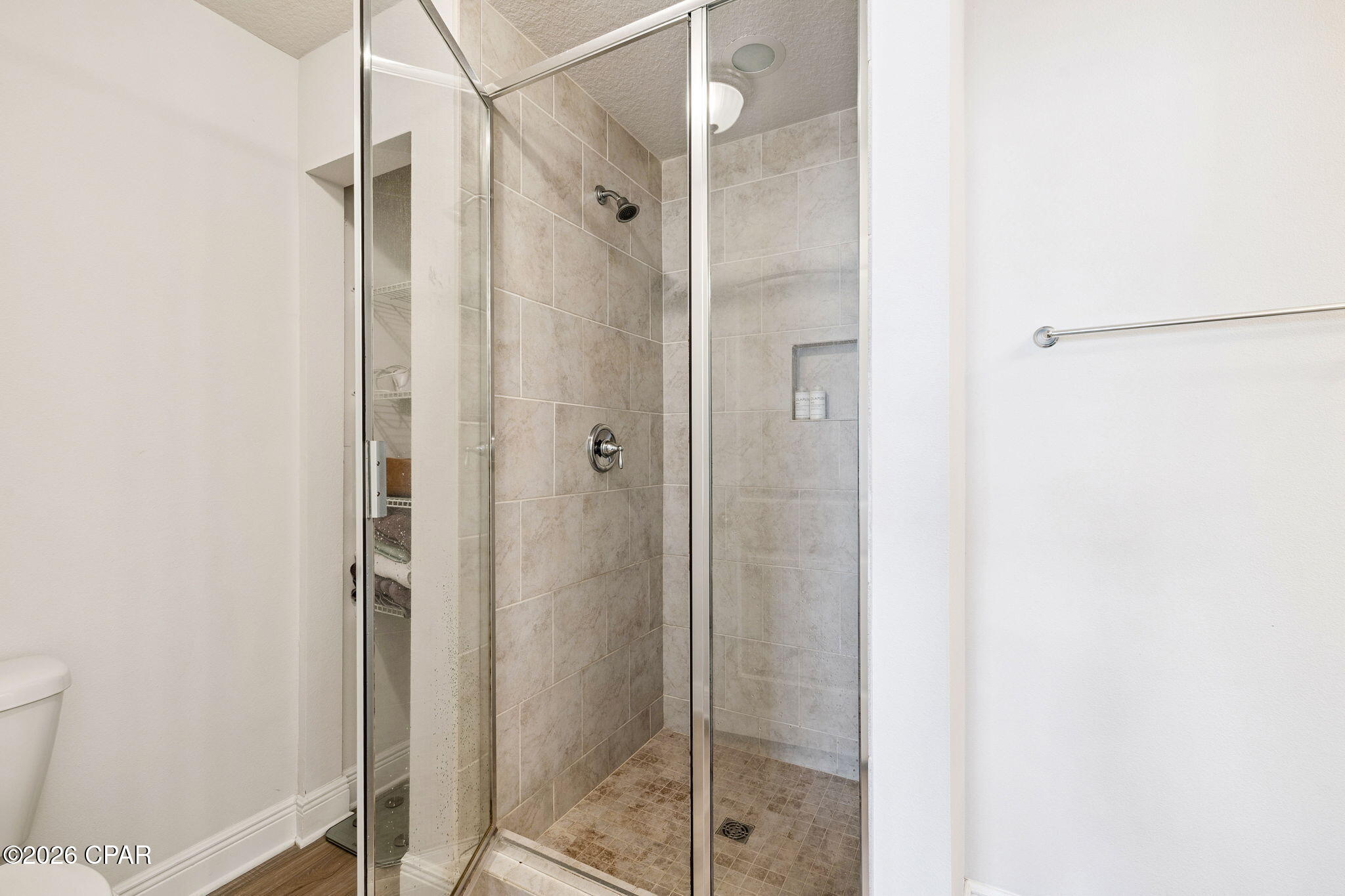 Image 16 For 102 Angel Falls Lane