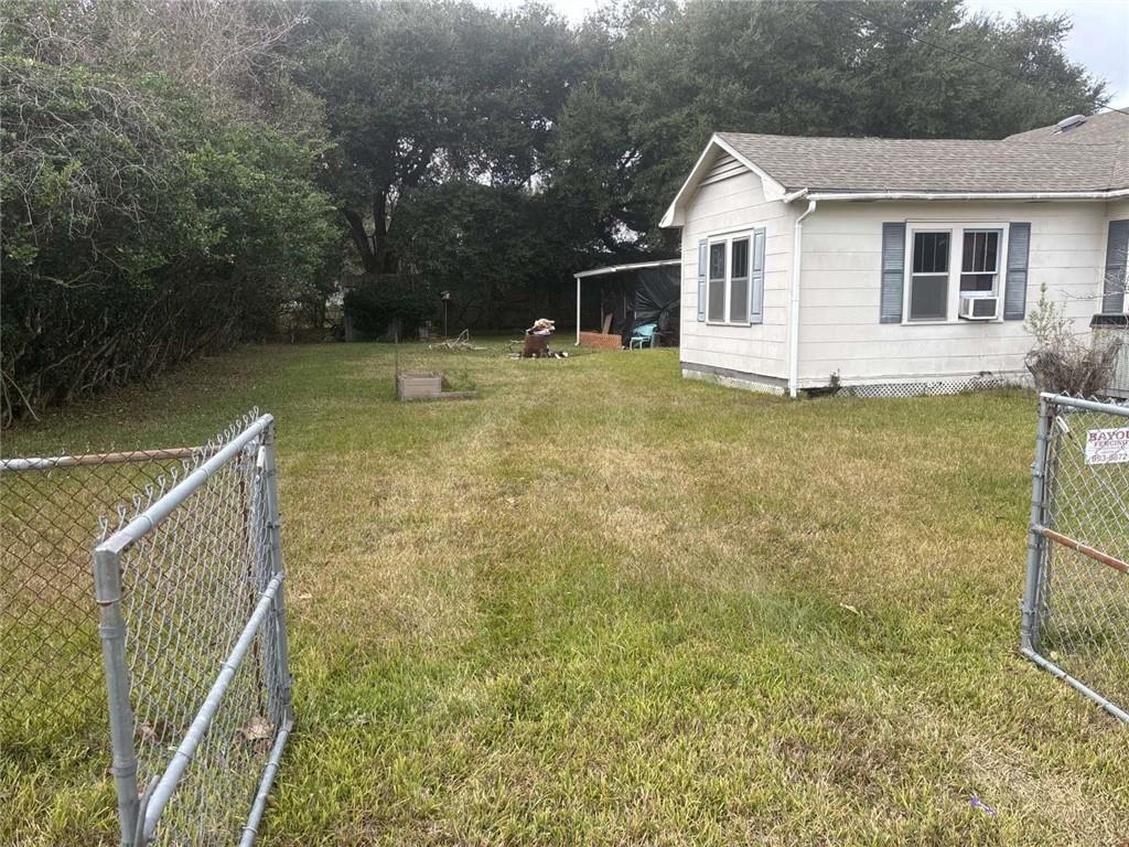 Homes for sale in Abbeville, LA | 1728 Maude Ave, Abbeville, LA 70510 | MLS# 2537510