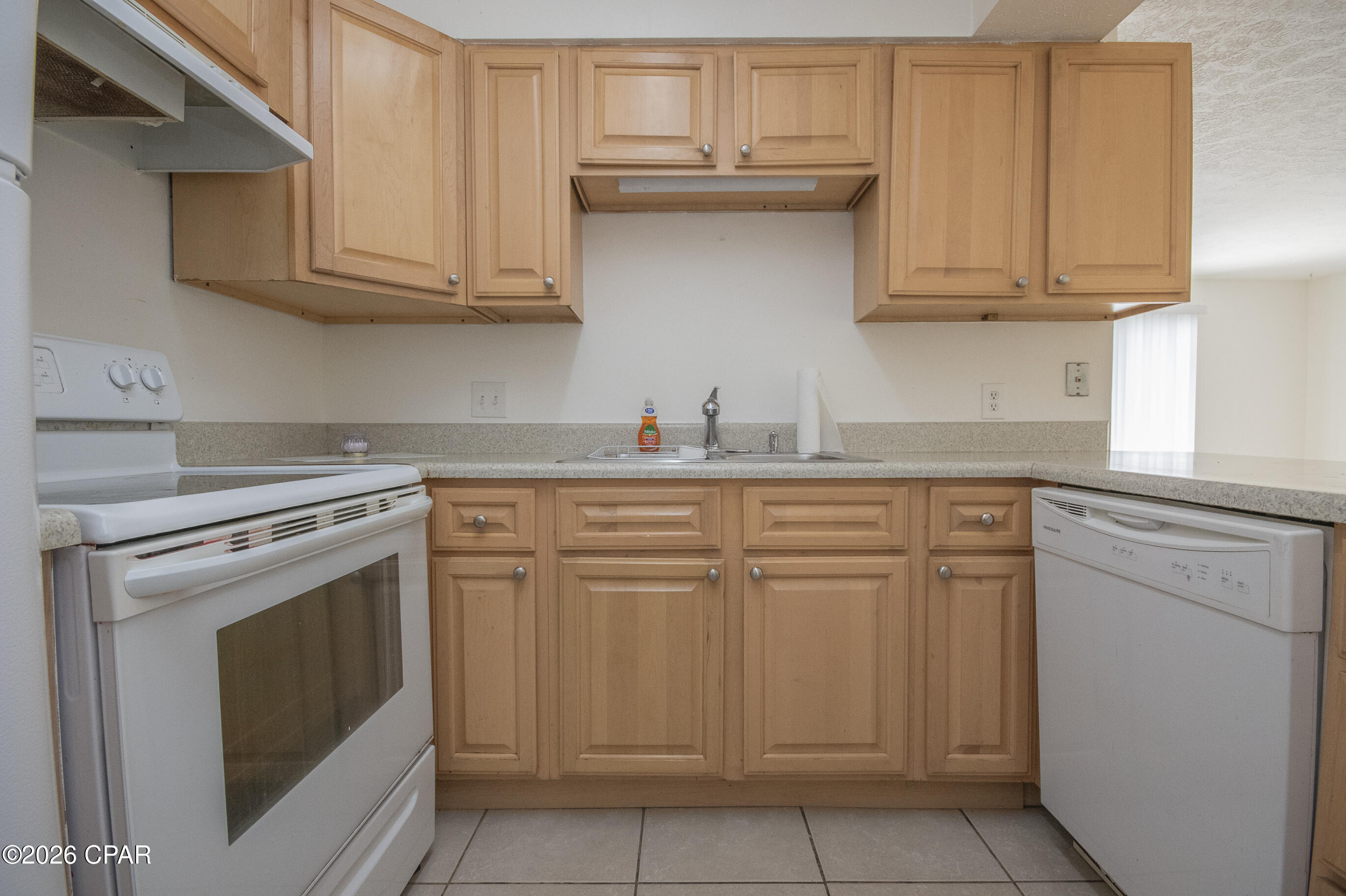 Image 9 For 7125 Lagoon Drive J