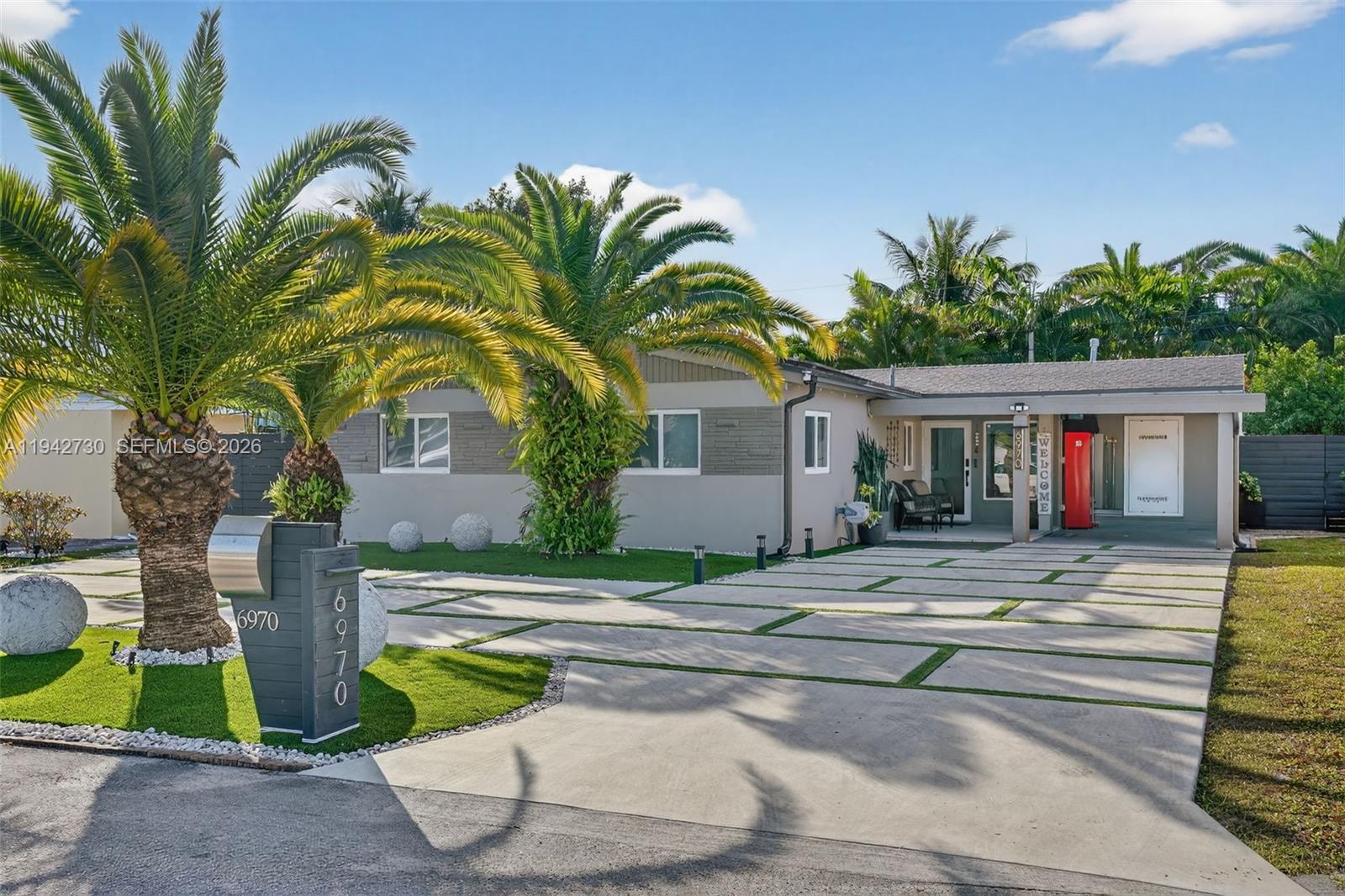 Palm Lane Homes In Mirama