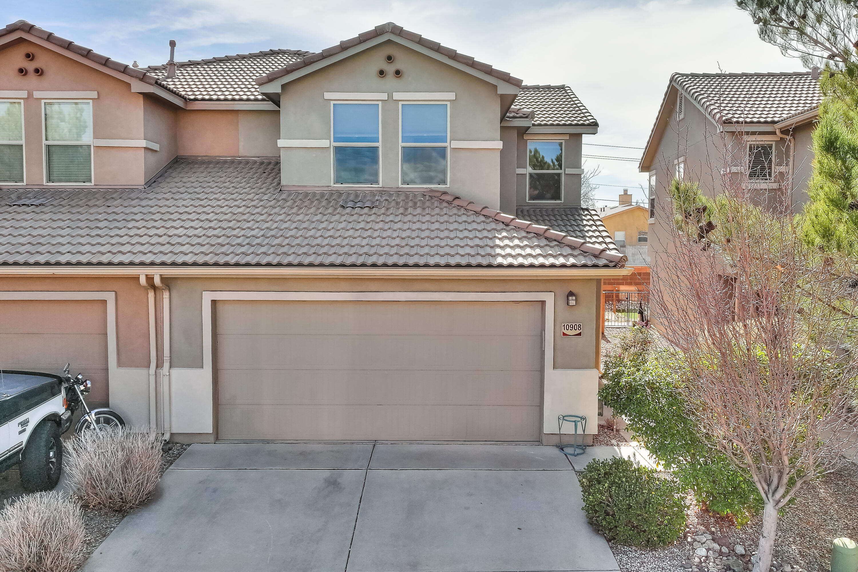 10908 Fort Point Lane, Albuquerque NM 87123