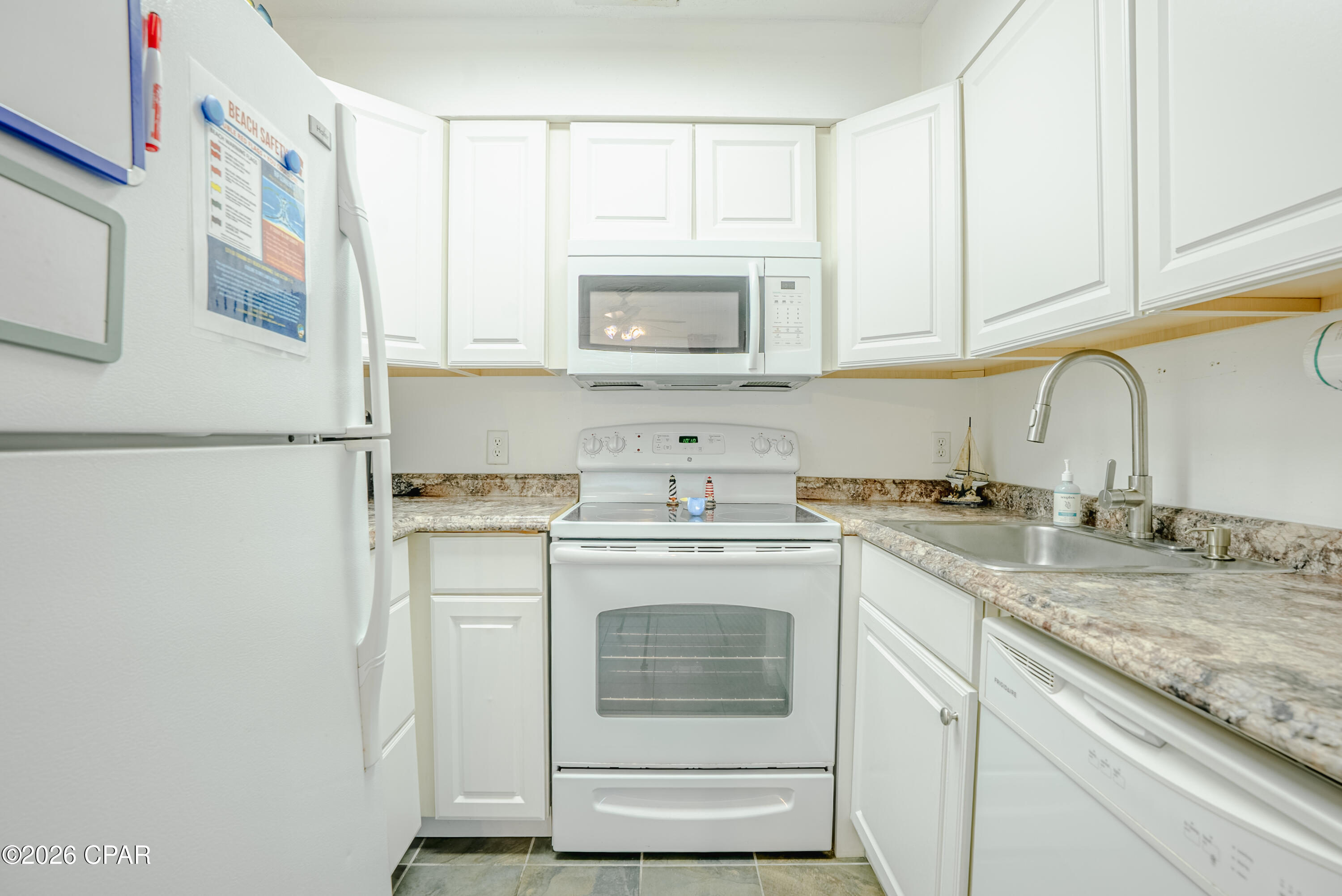 4th image of 4114 Holiday Dr #18, Panama City, FL 32408 | MLS# 783478